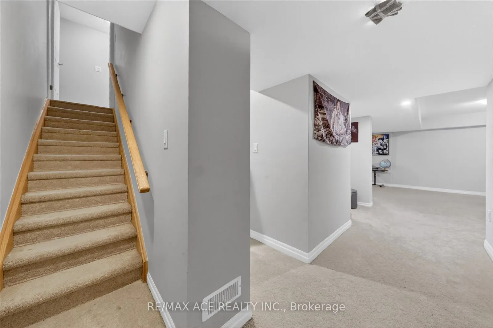 218 Flood Avenue