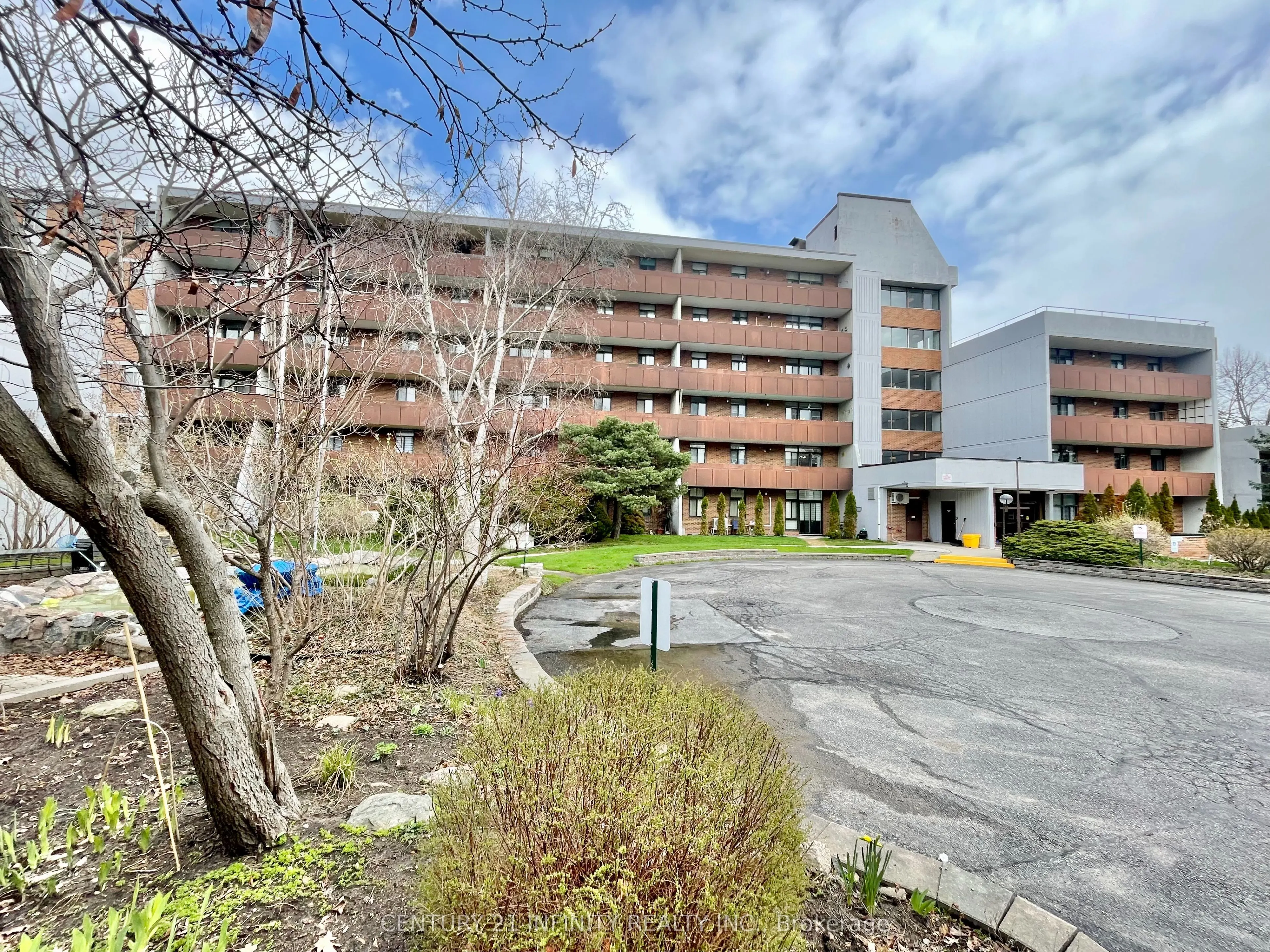 50 Old Kingston Road #5-606