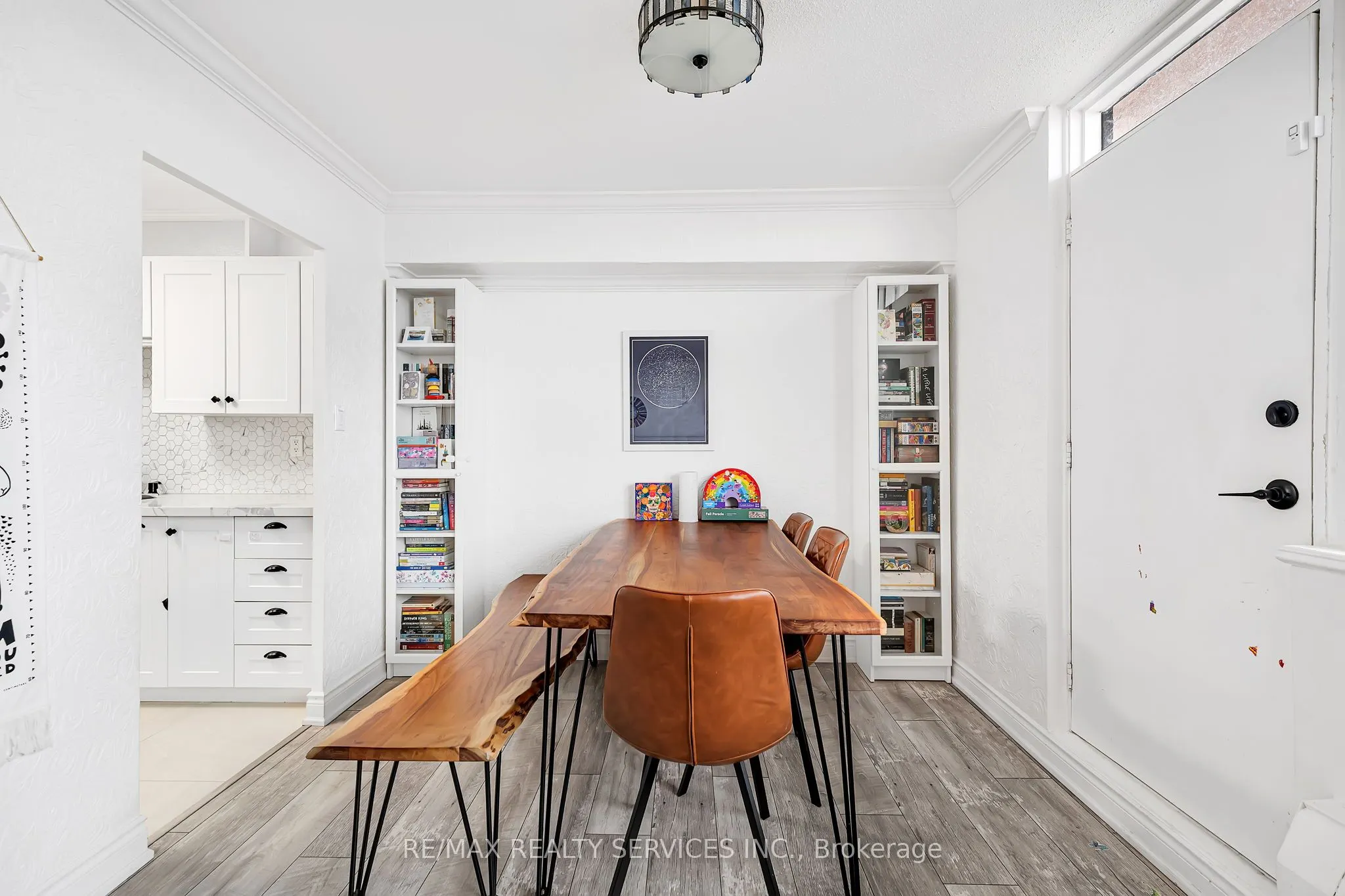 180 Markham Road #1701