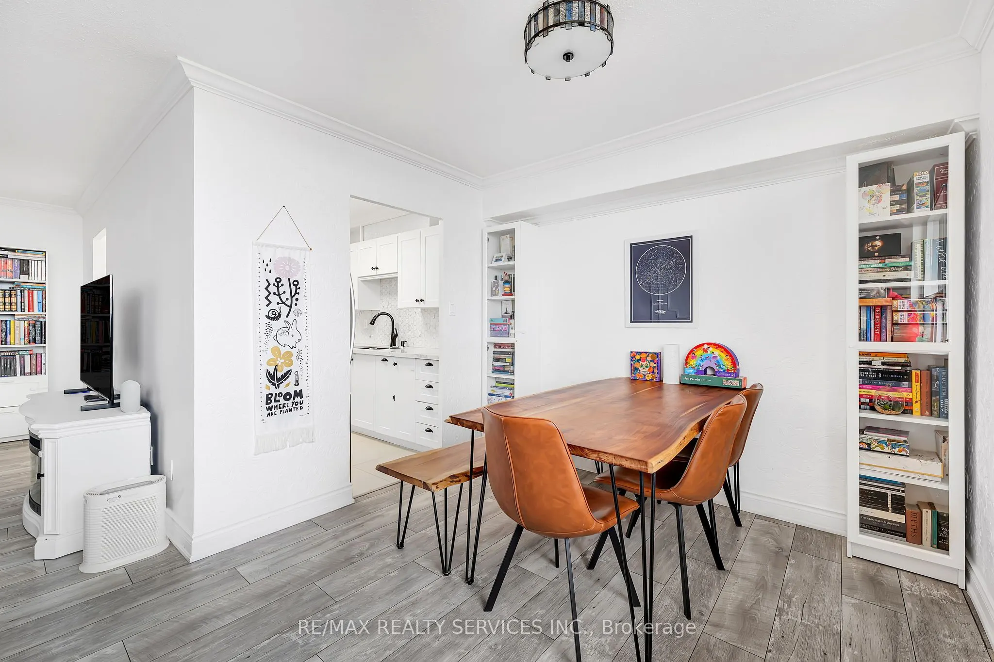180 Markham Road #1701