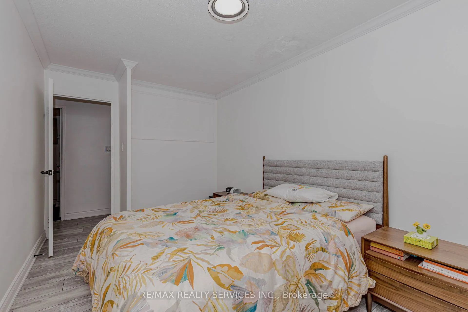 180 Markham Road #1701
