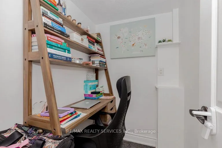 180 Markham Road #1701