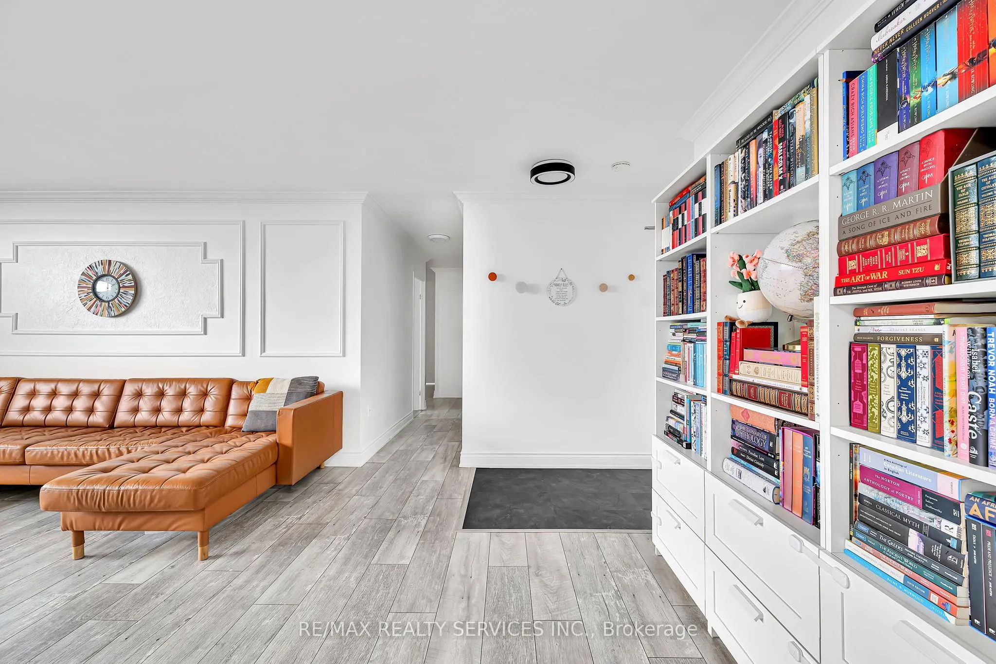180 Markham Road #1701