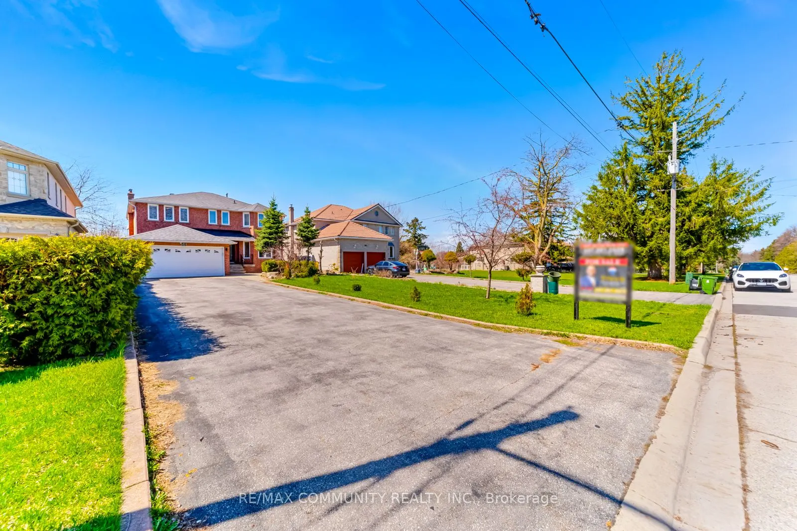 56 Cedar Brae Boulevard