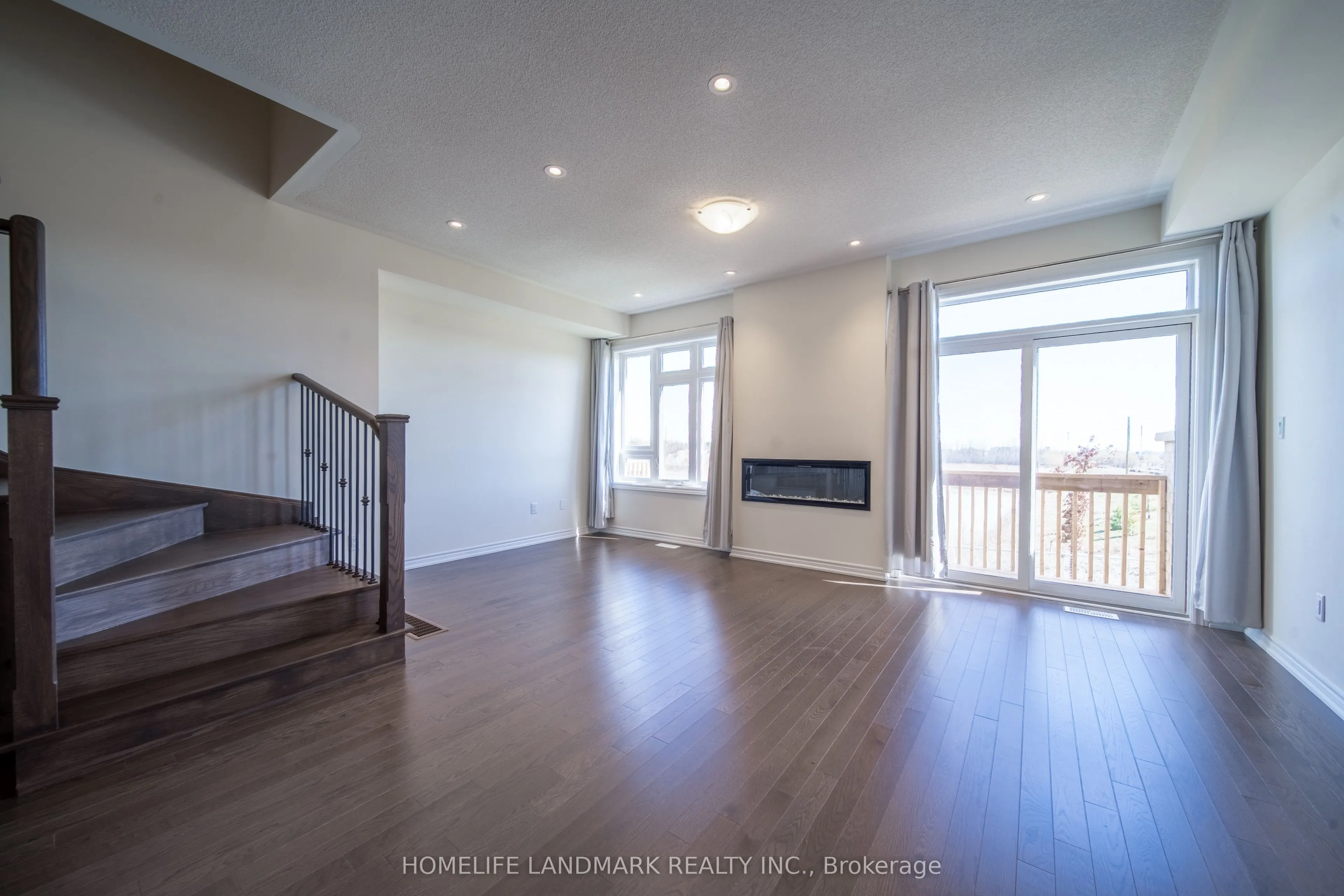 1195 Rexton Drive