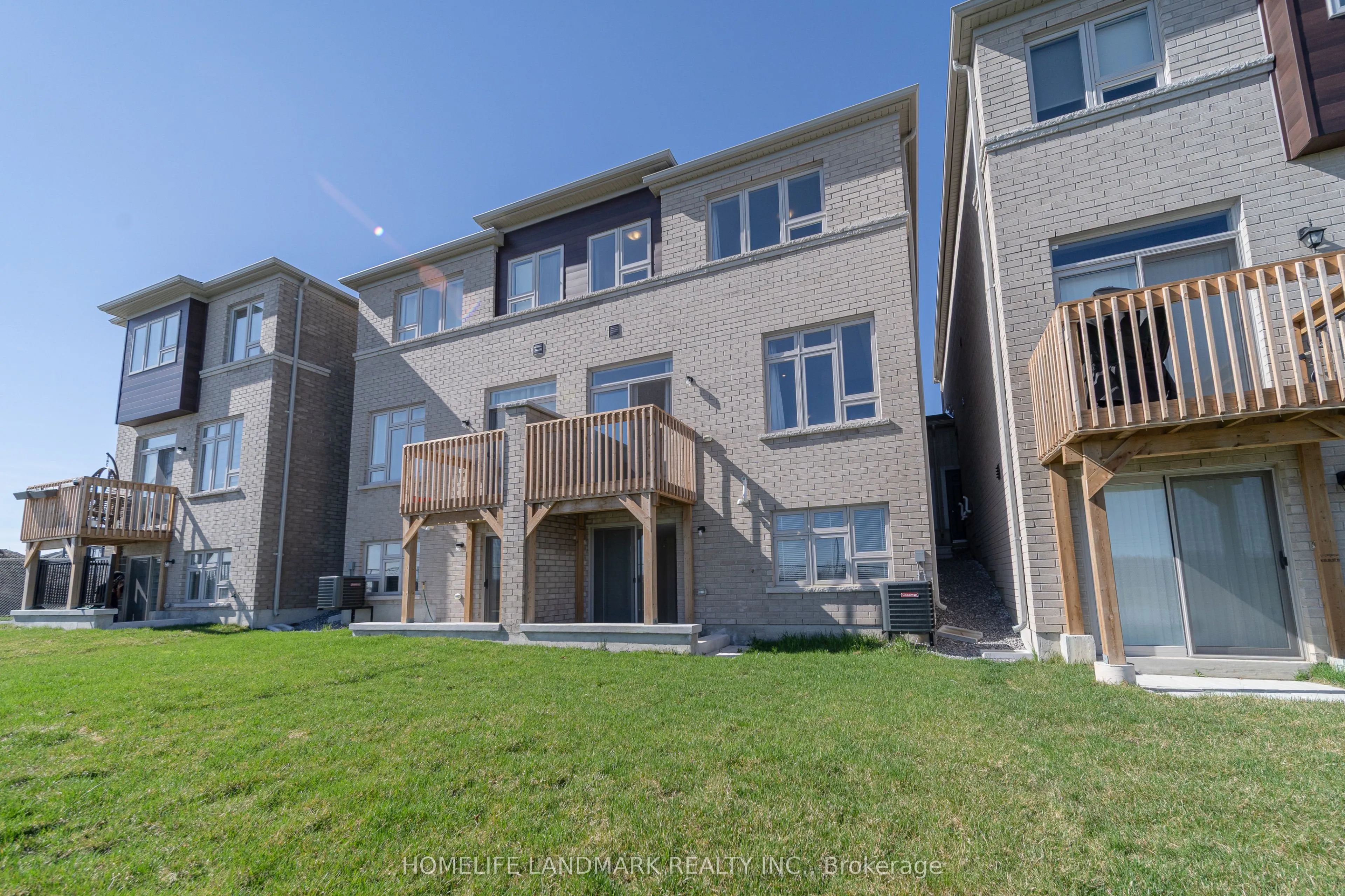 1195 Rexton Drive