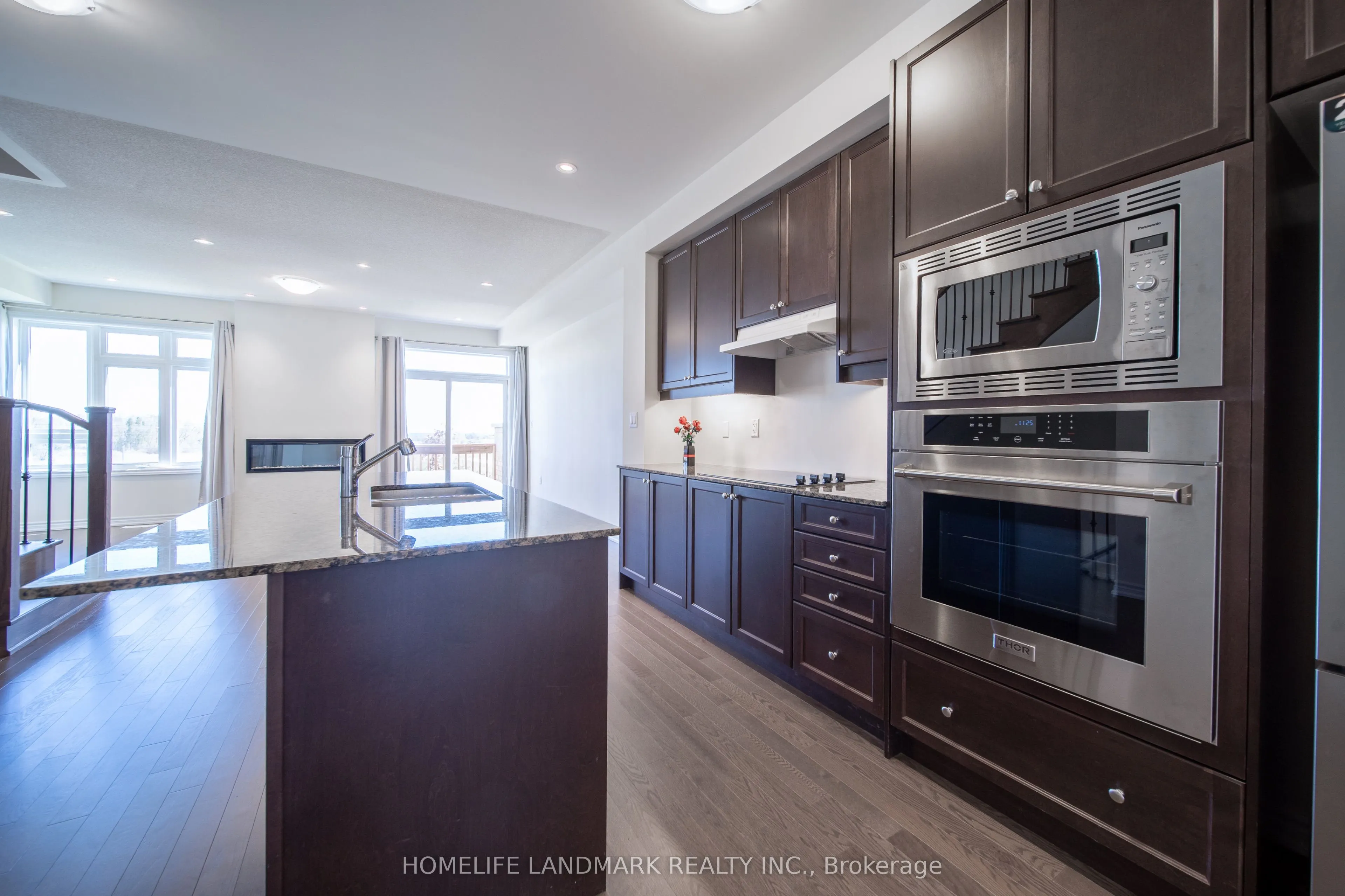 1195 Rexton Drive