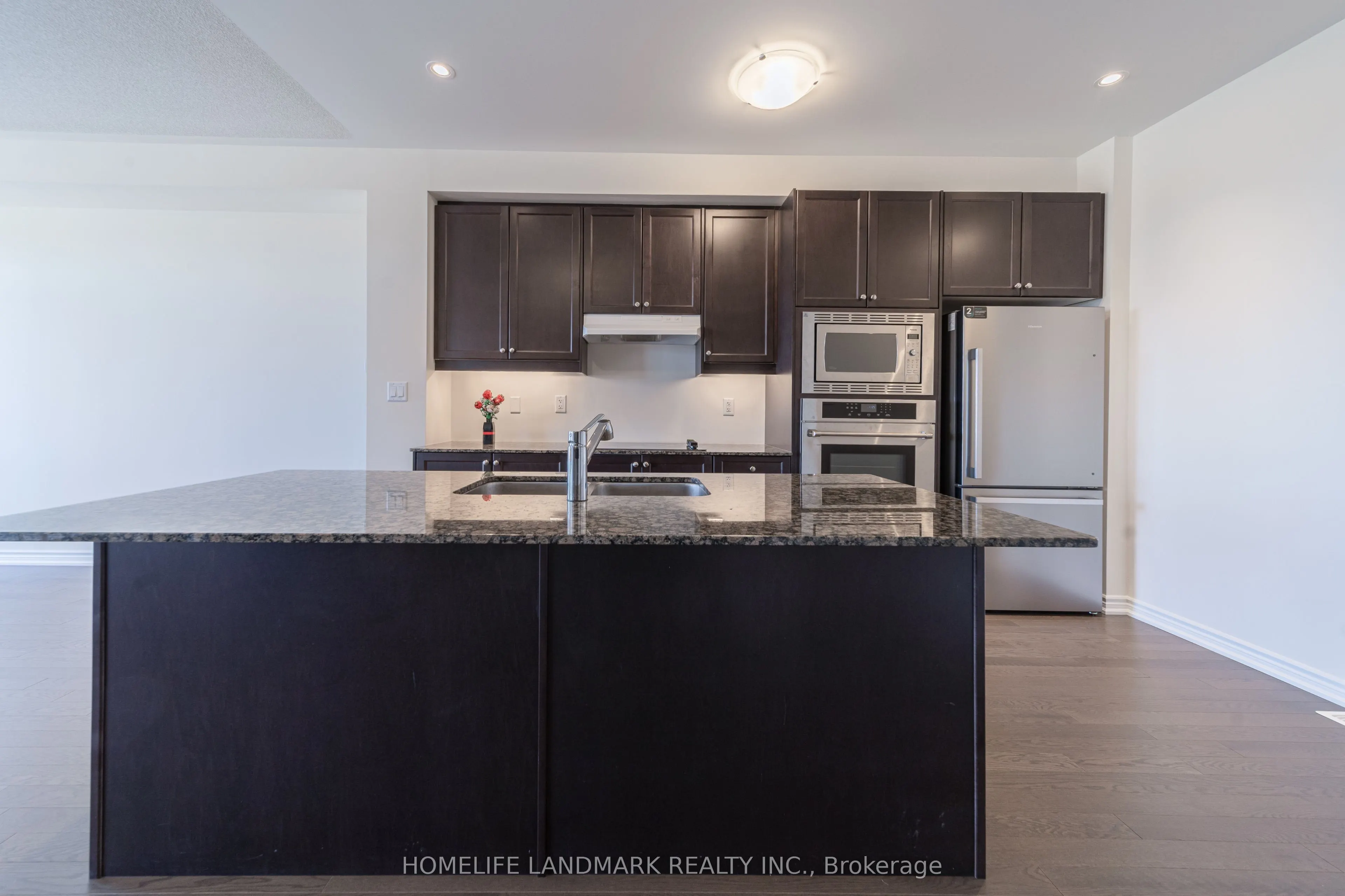 1195 Rexton Drive