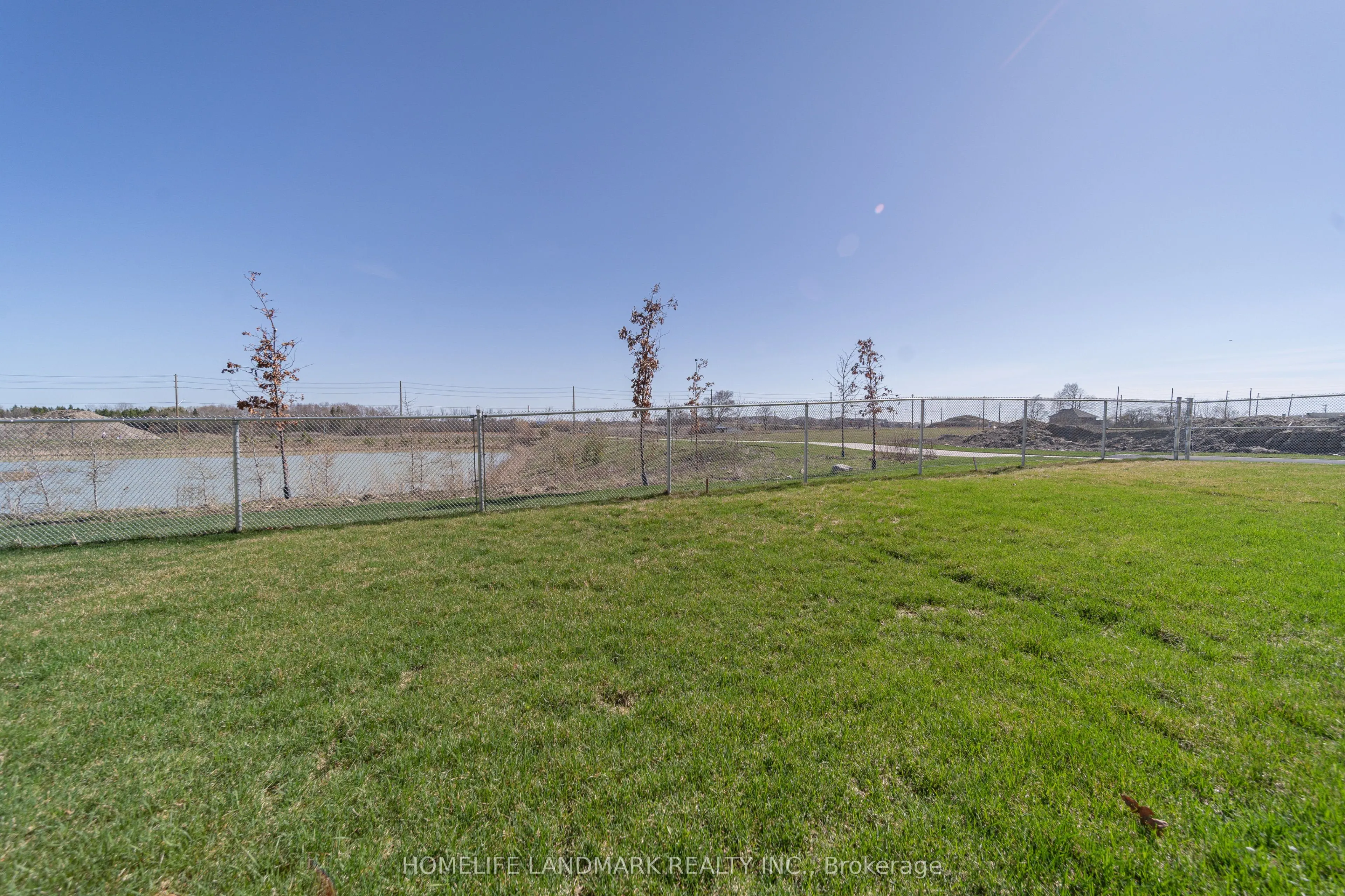 1195 Rexton Drive