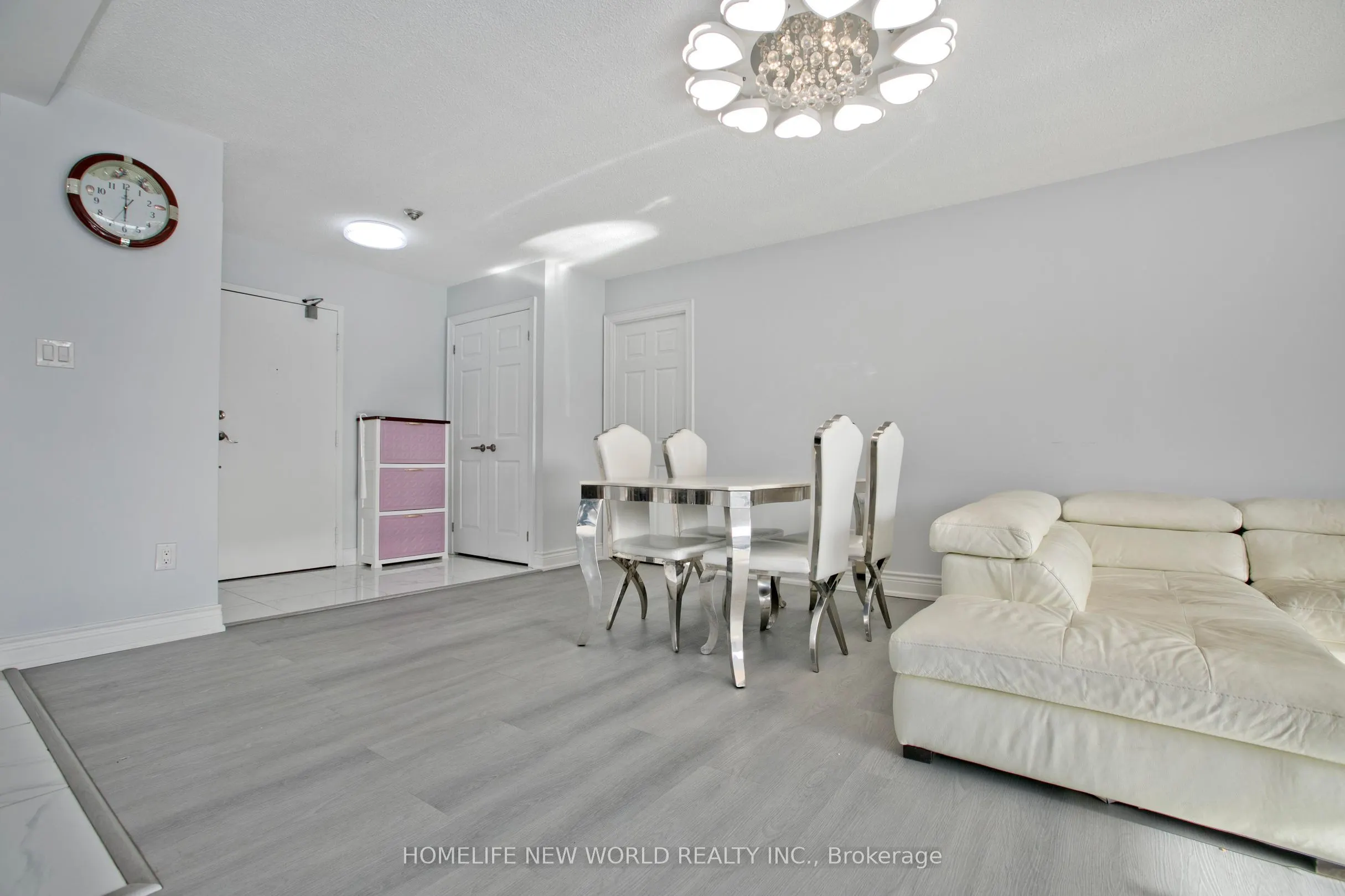 75 Bamburgh Circle #2117