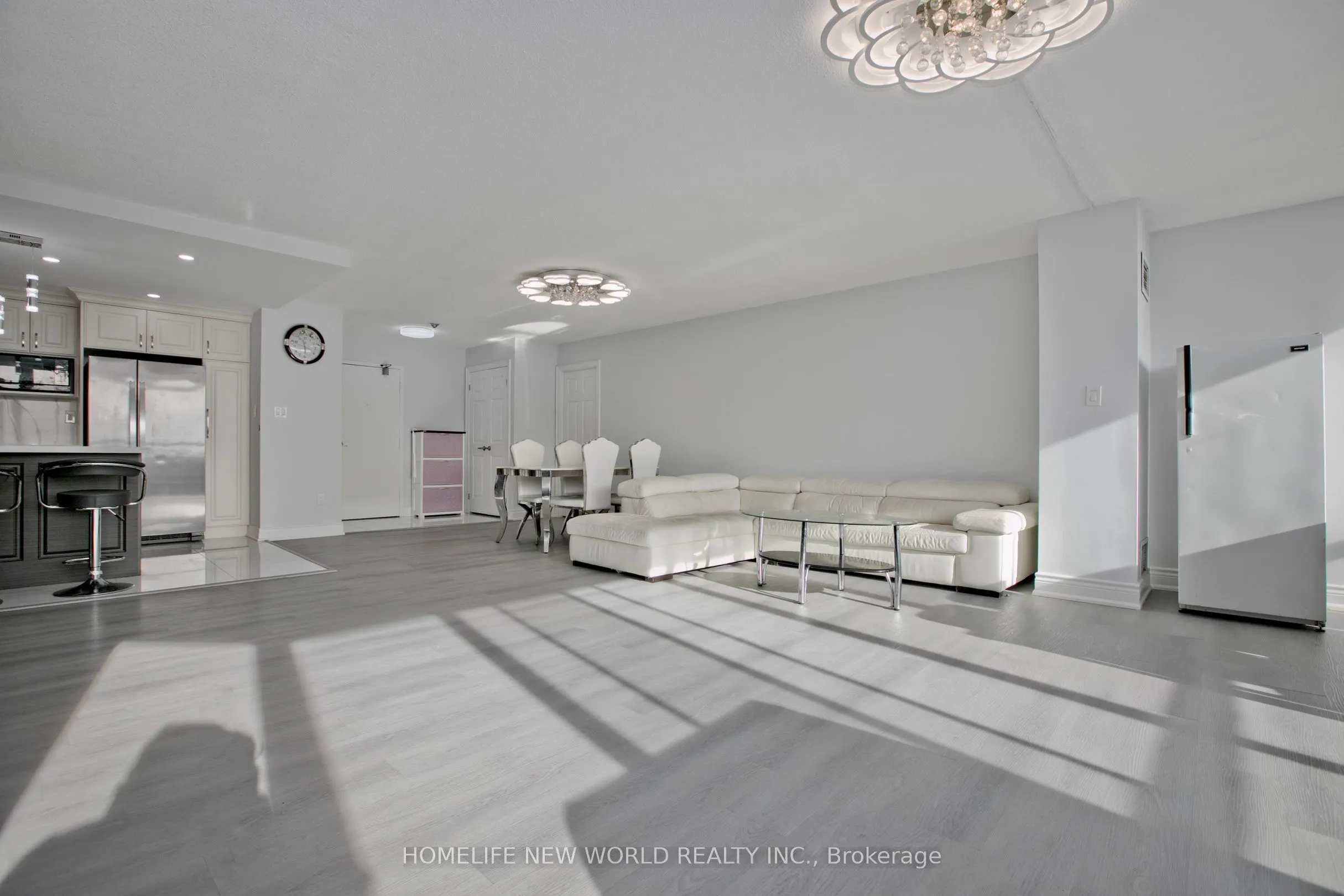 75 Bamburgh Circle #2117