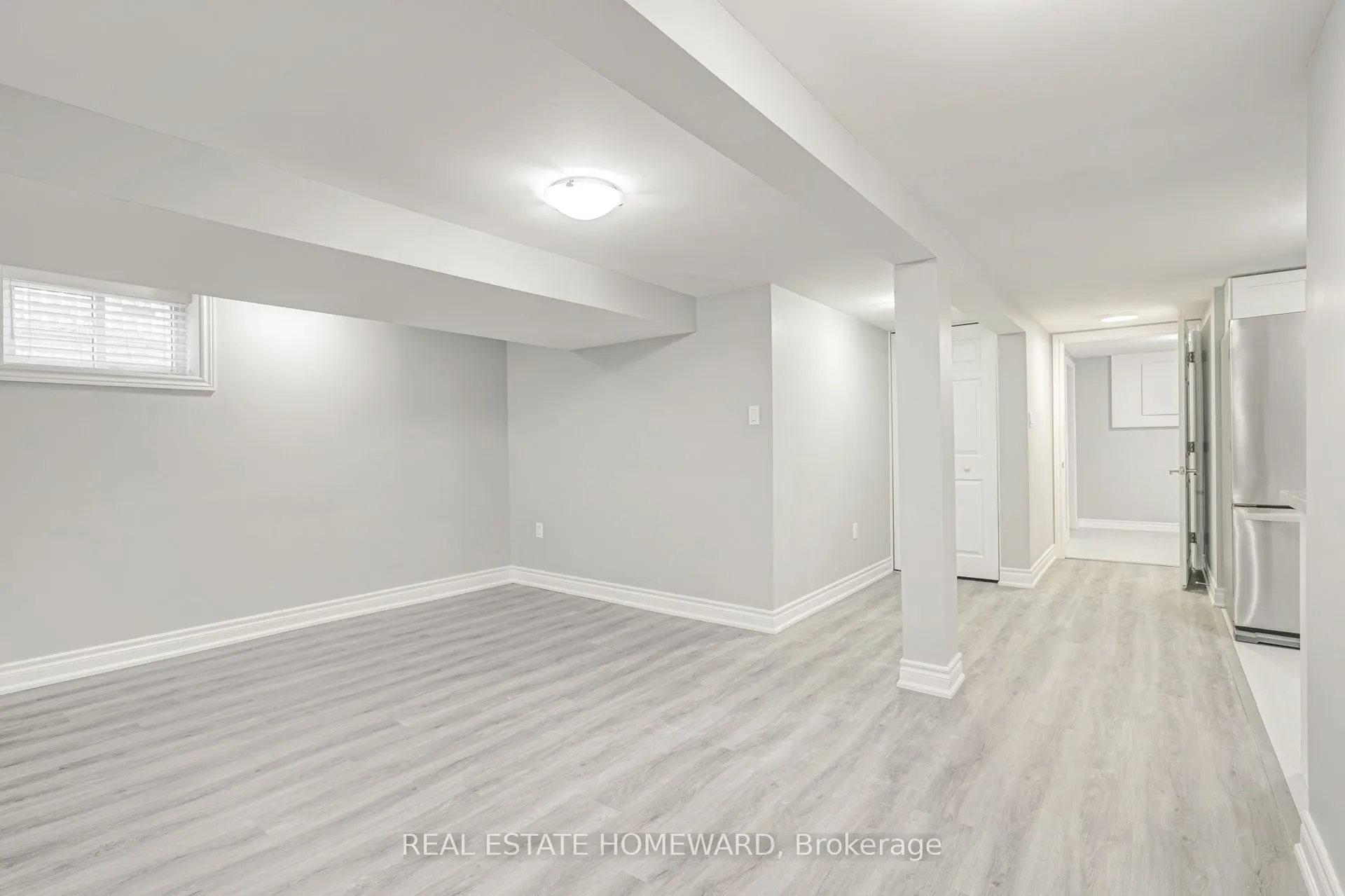 4 Moorecroft Crescent