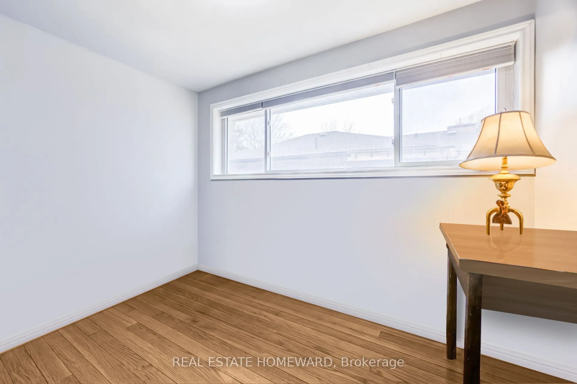 4 Moorecroft Crescent