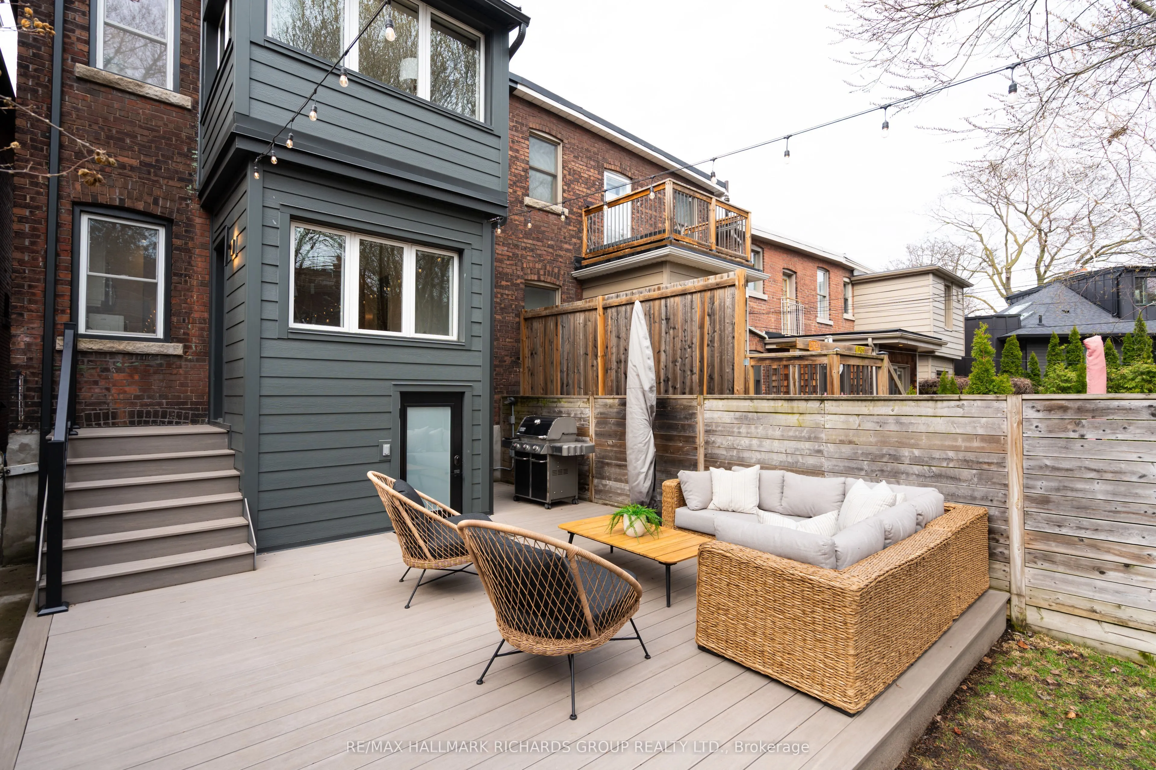 47 Sparkhall Avenue, Toronto | MLS® E13026356