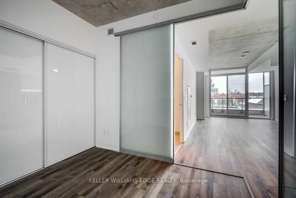 30 Baseball Place #422