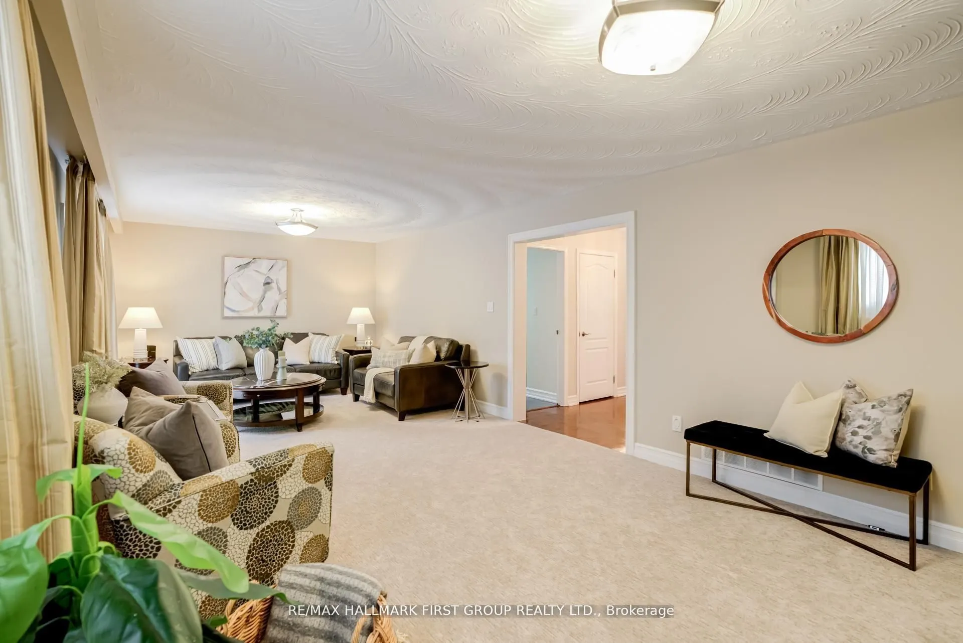 520 McLeod Crescent
