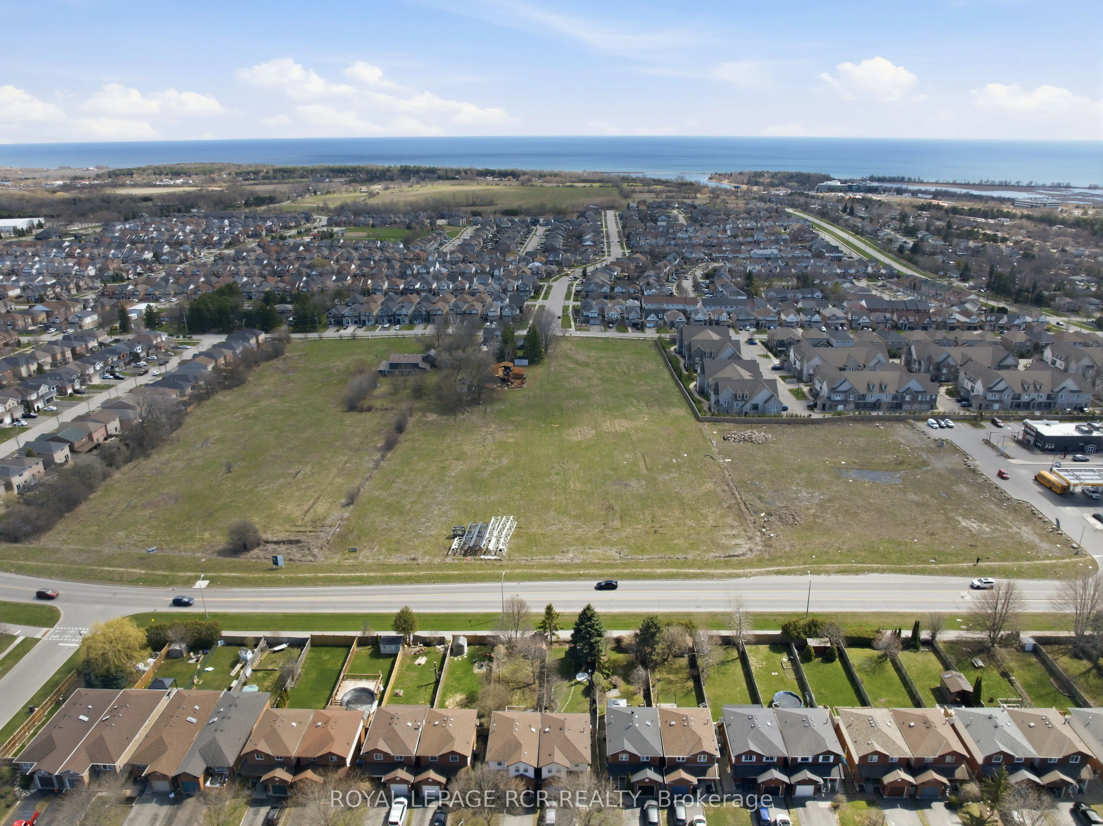 1440 Gord Vinson Avenue