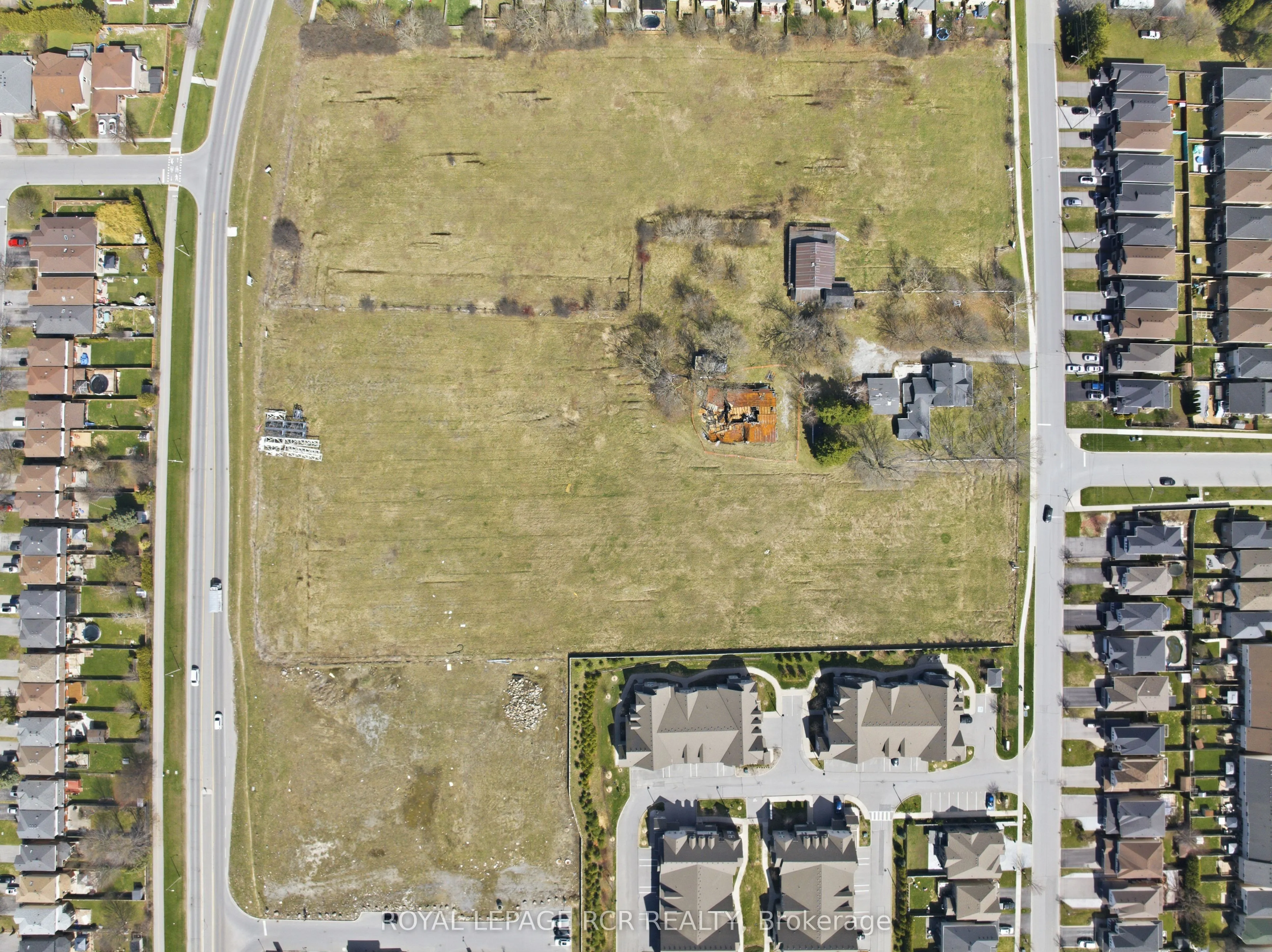 1440 Gord Vinson Avenue