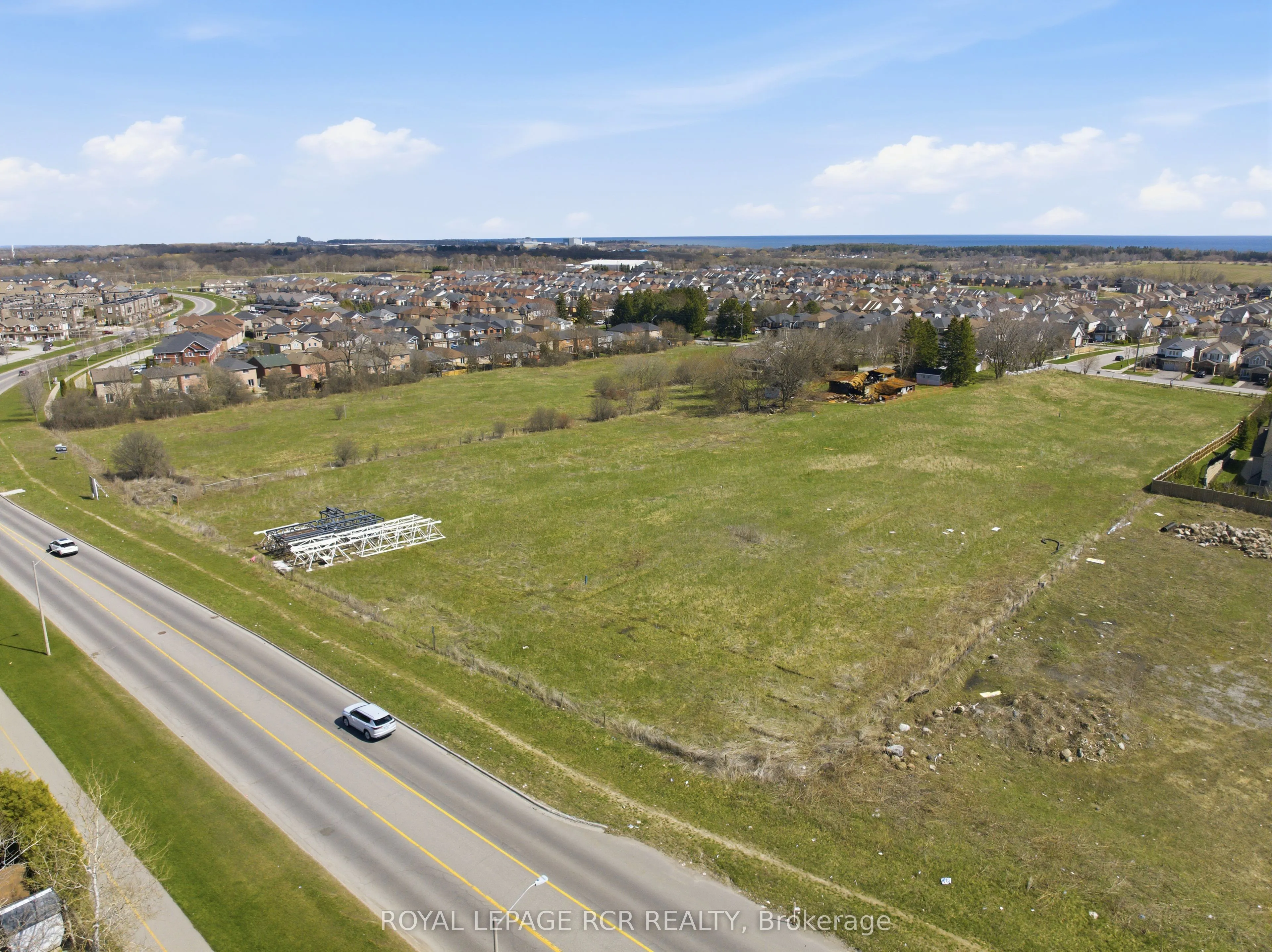 1440 Gord Vinson Avenue