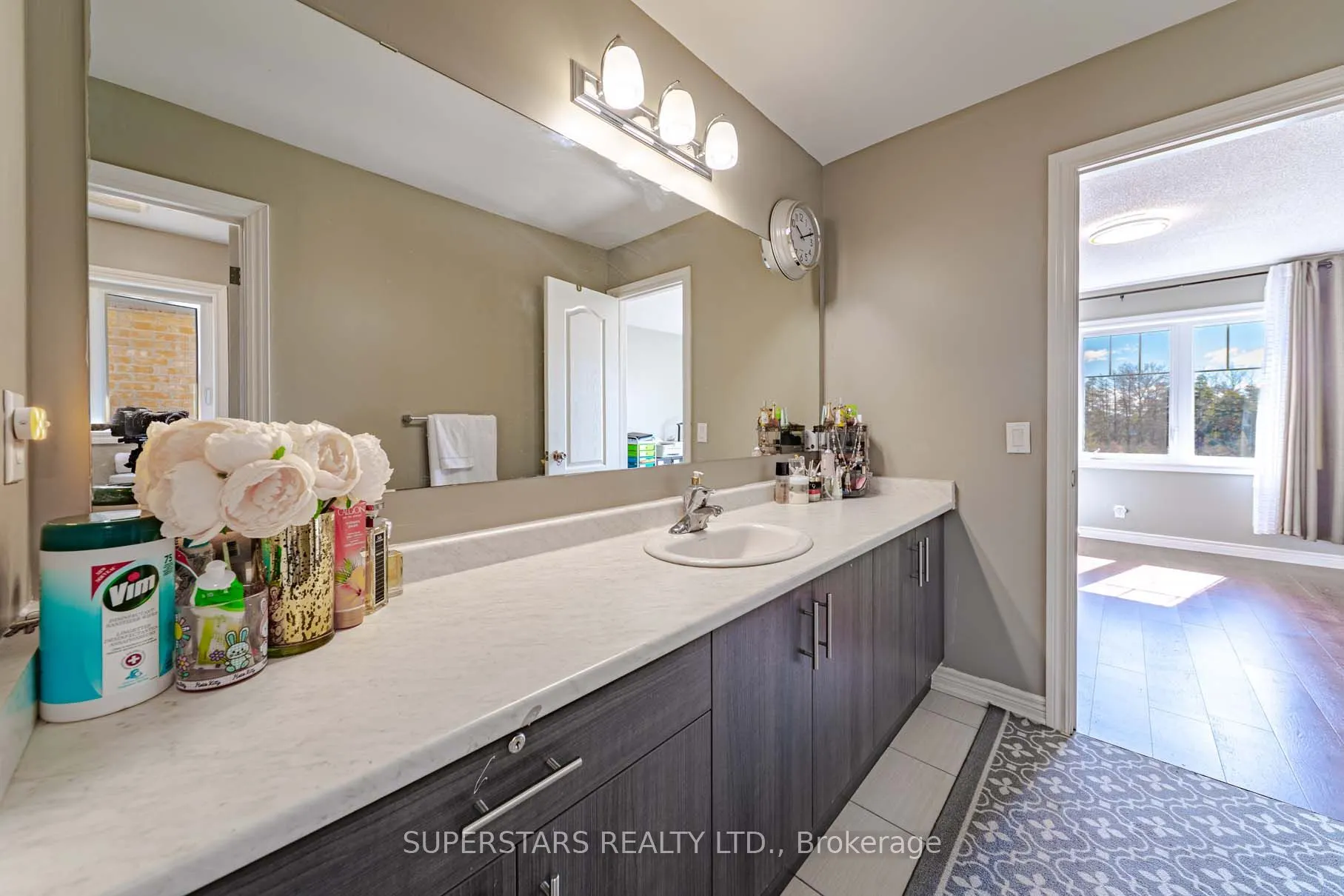 2410 Bridle Road