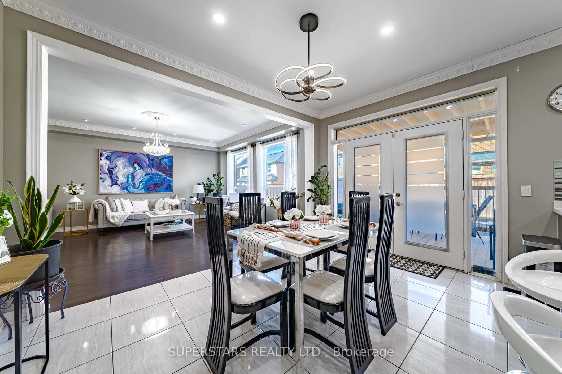 2410 Bridle Road