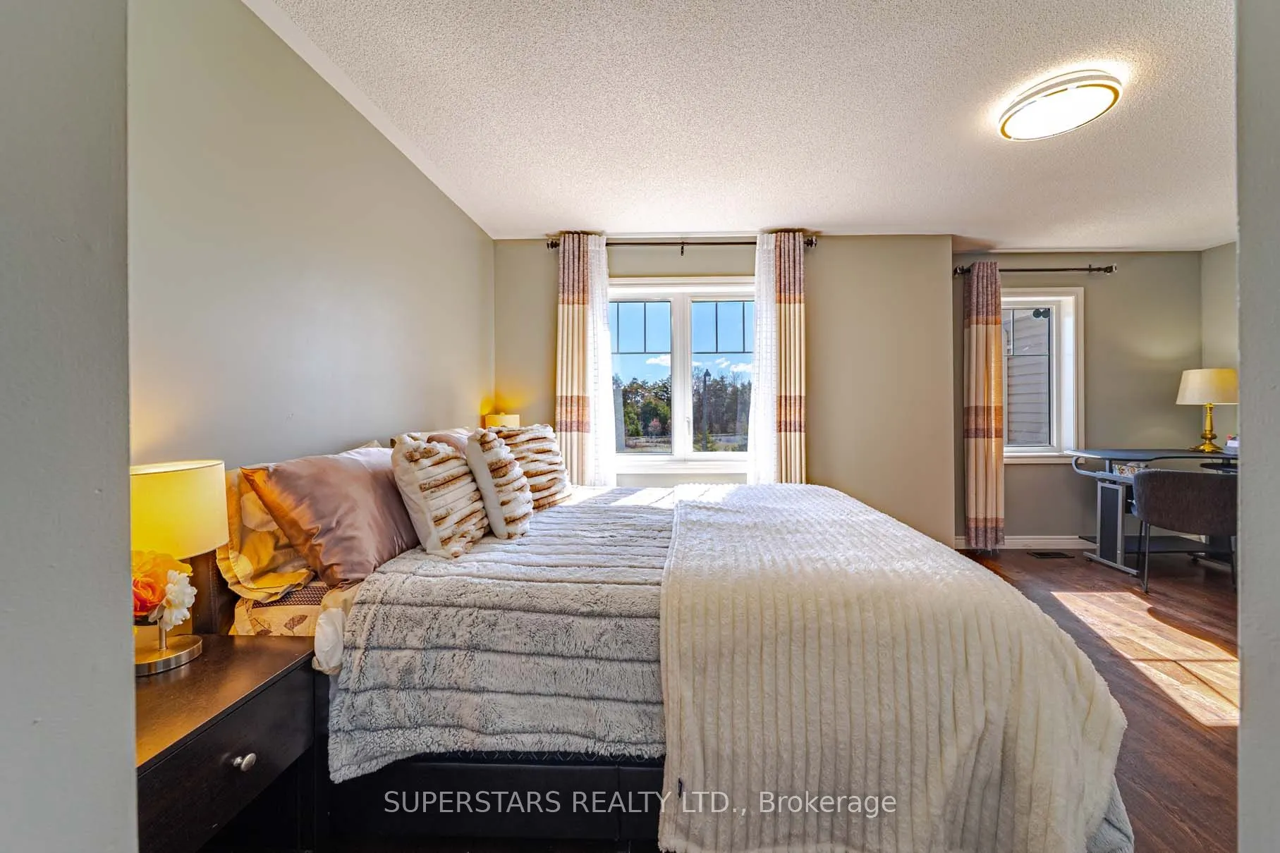 2410 Bridle Road