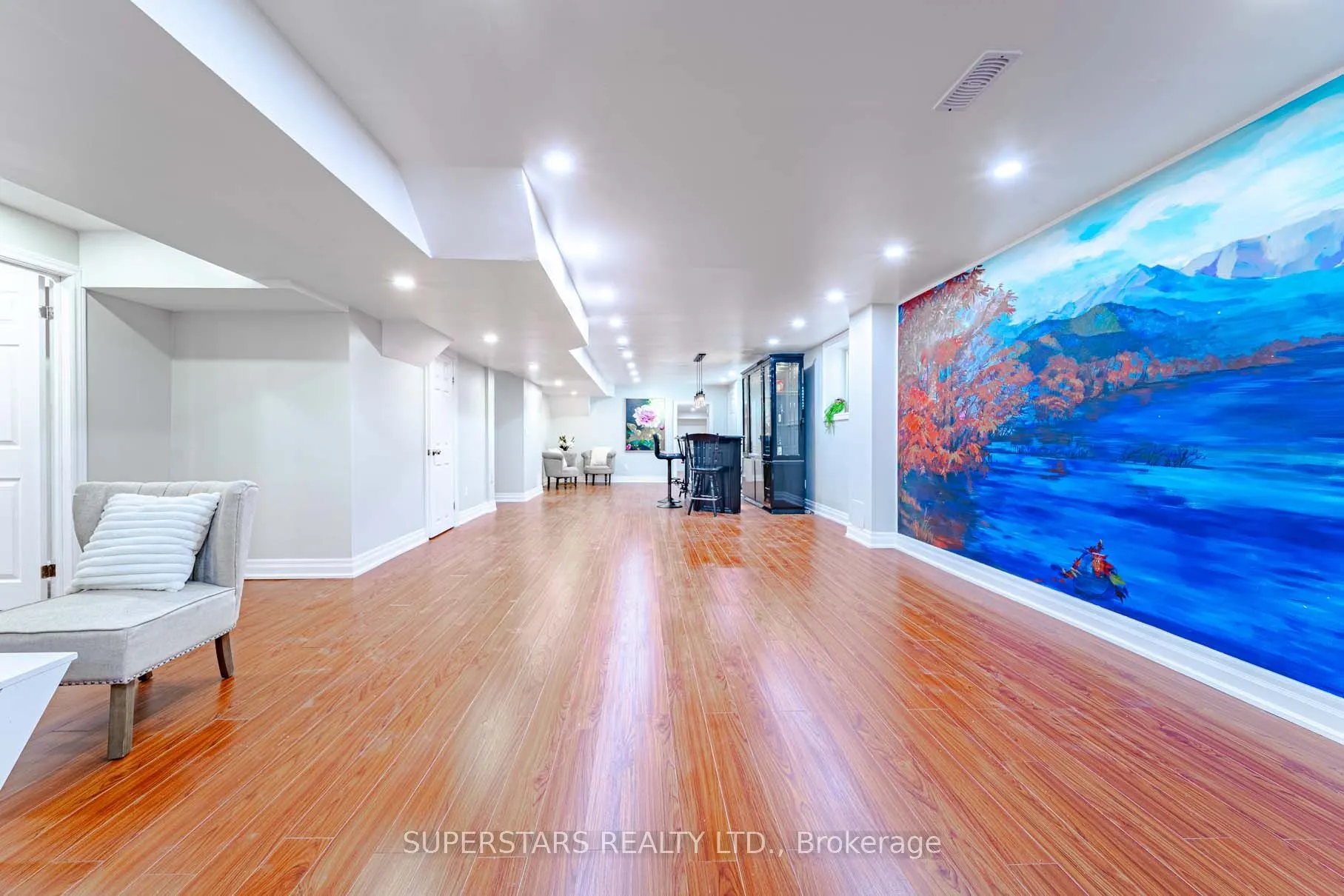 2410 Bridle Road