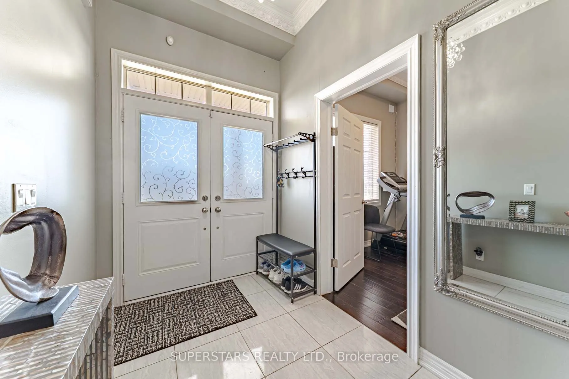 2410 Bridle Road