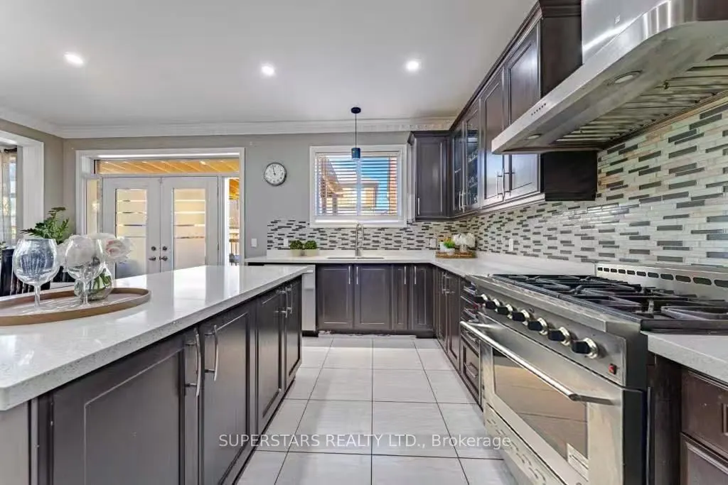 2410 Bridle Road