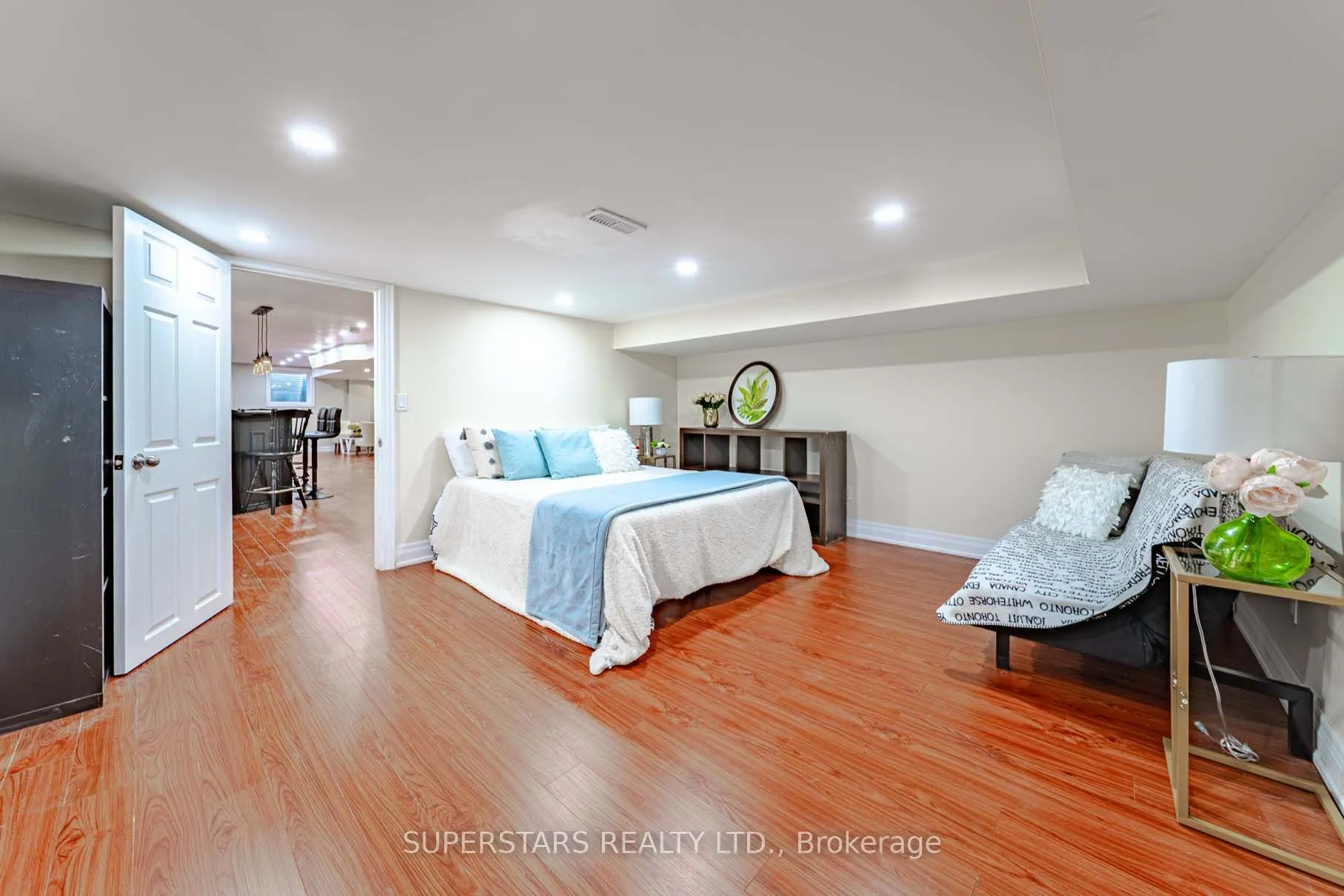 2410 Bridle Road