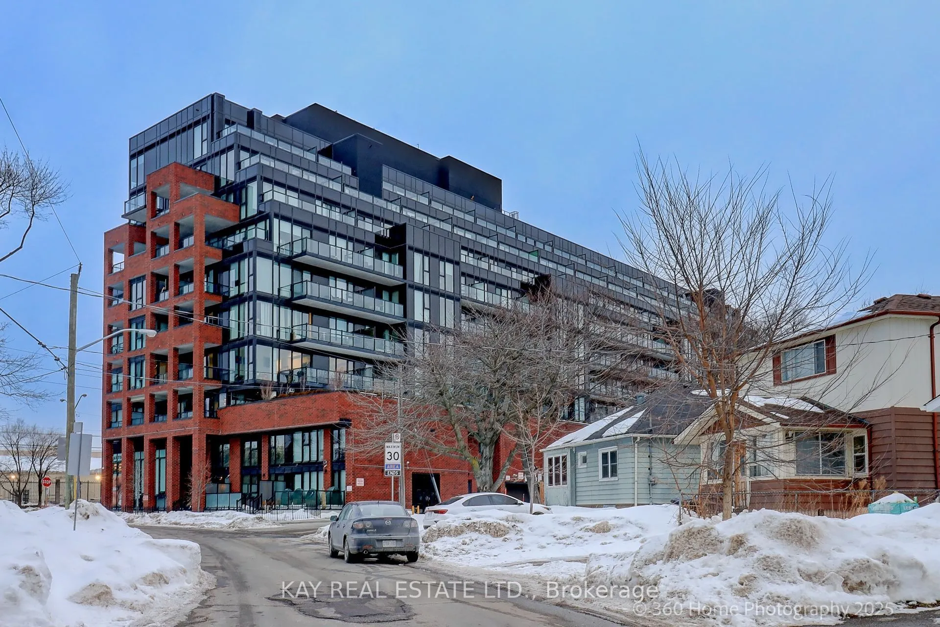 2799 Kingston Road #305