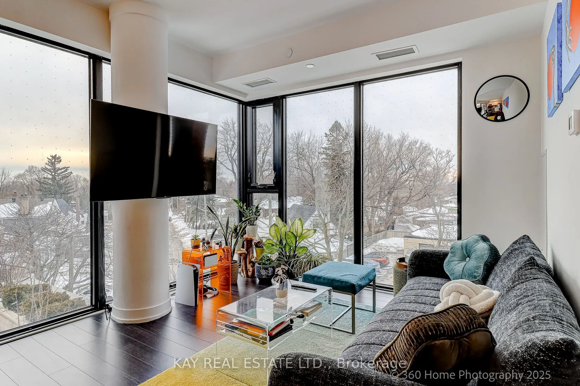 2799 Kingston Road #305