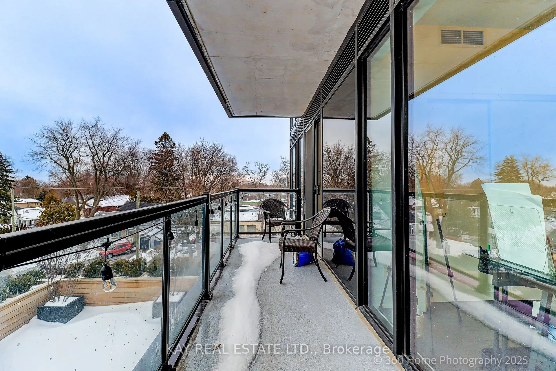 2799 Kingston Road #305