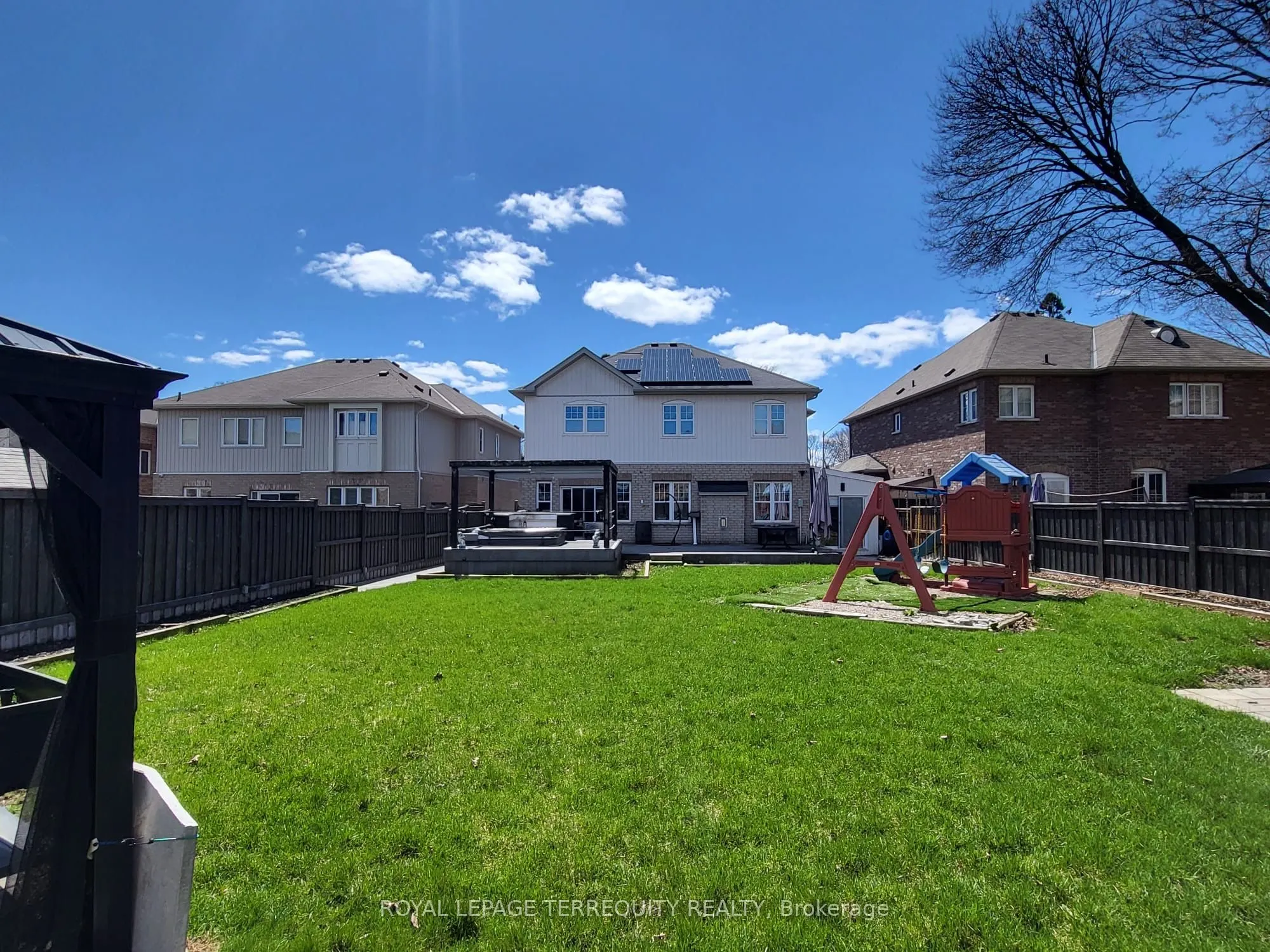 66 Rideout Street