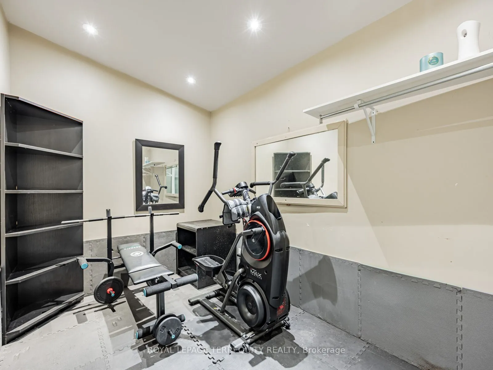 66 Rideout Street