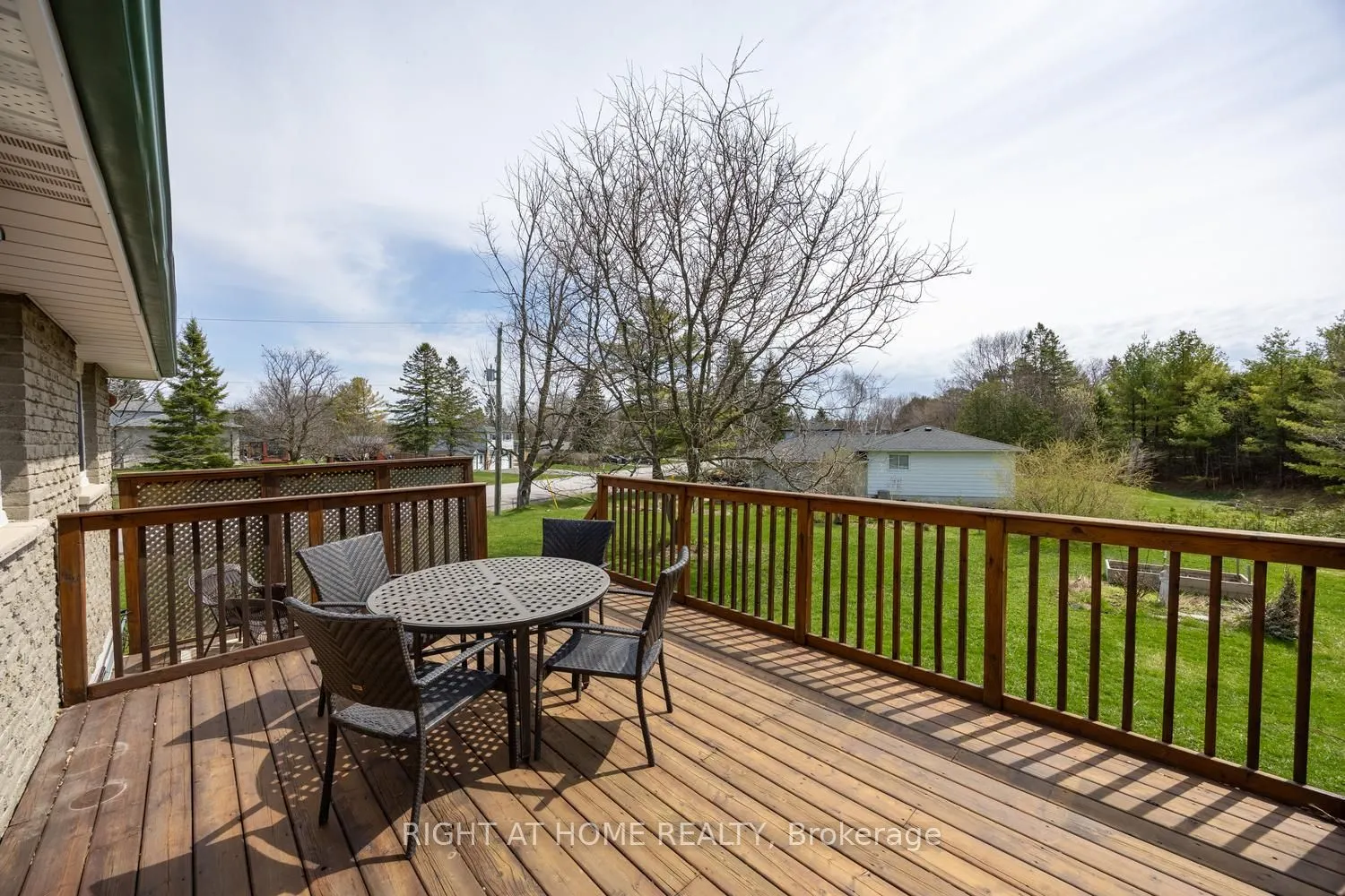 17 Crestview Avenue