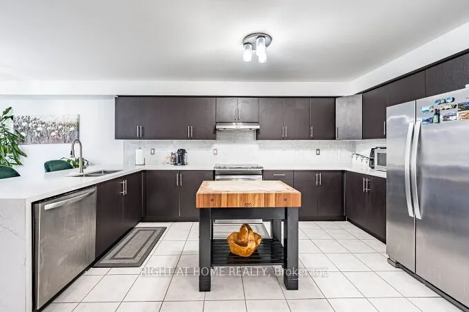 2 Catherwood Lane