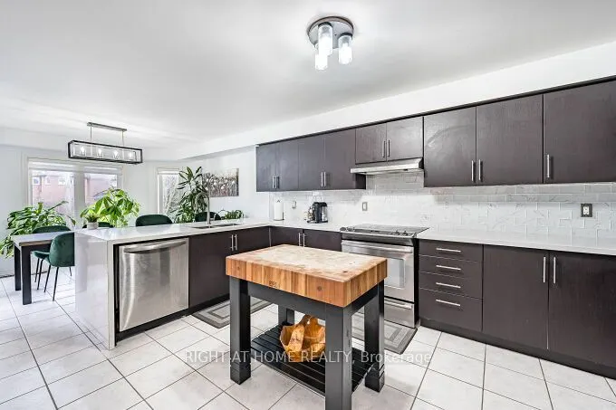 2 Catherwood Lane