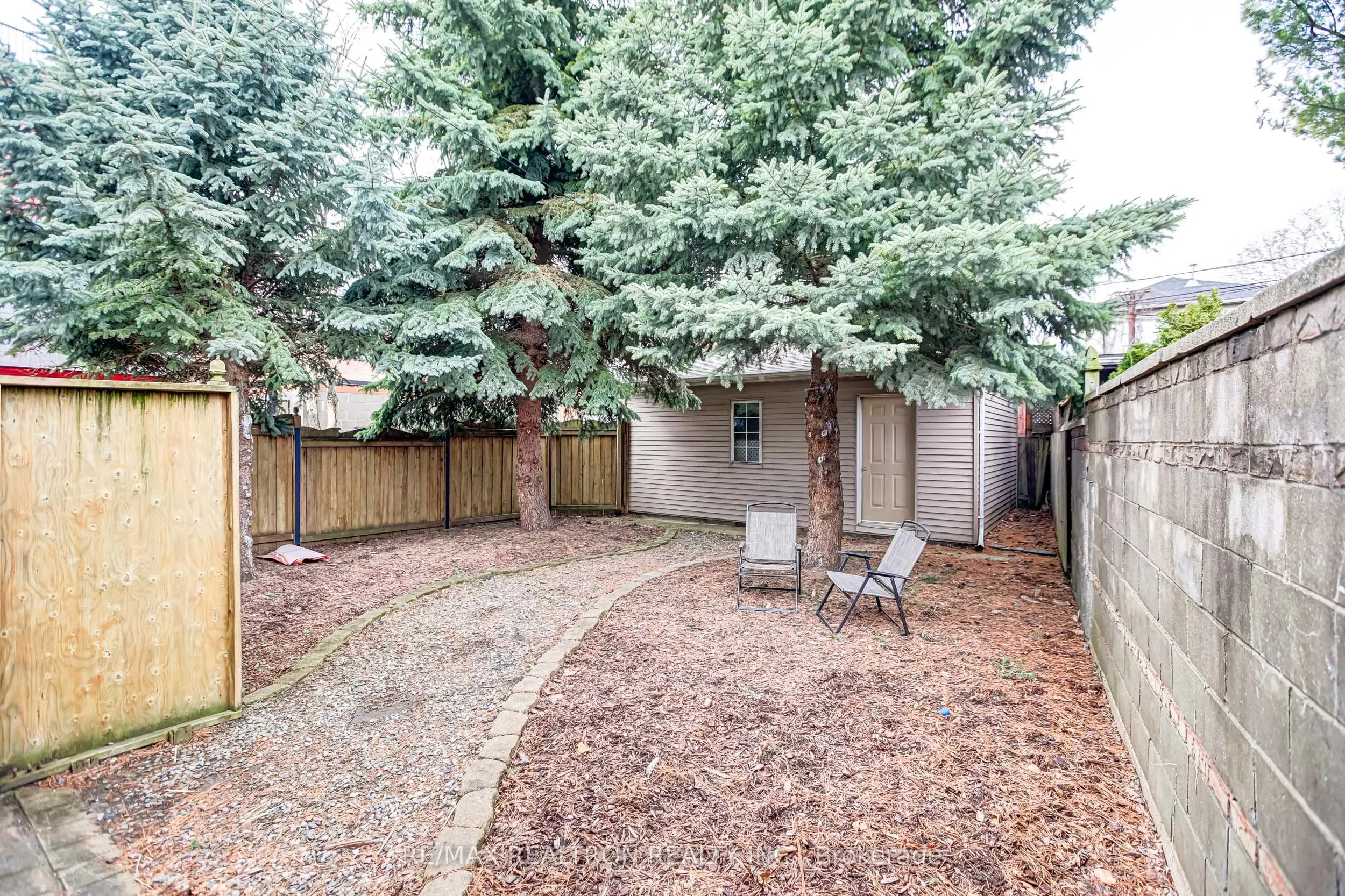 454 Donlands Avenue #A3