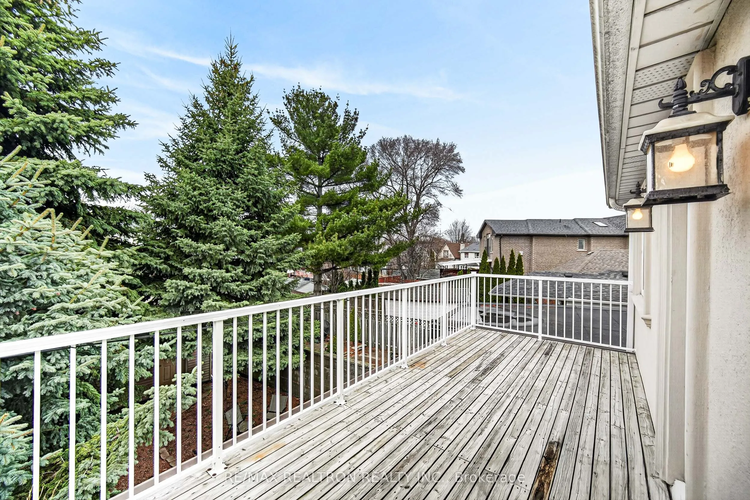 454 Donlands Avenue #A3