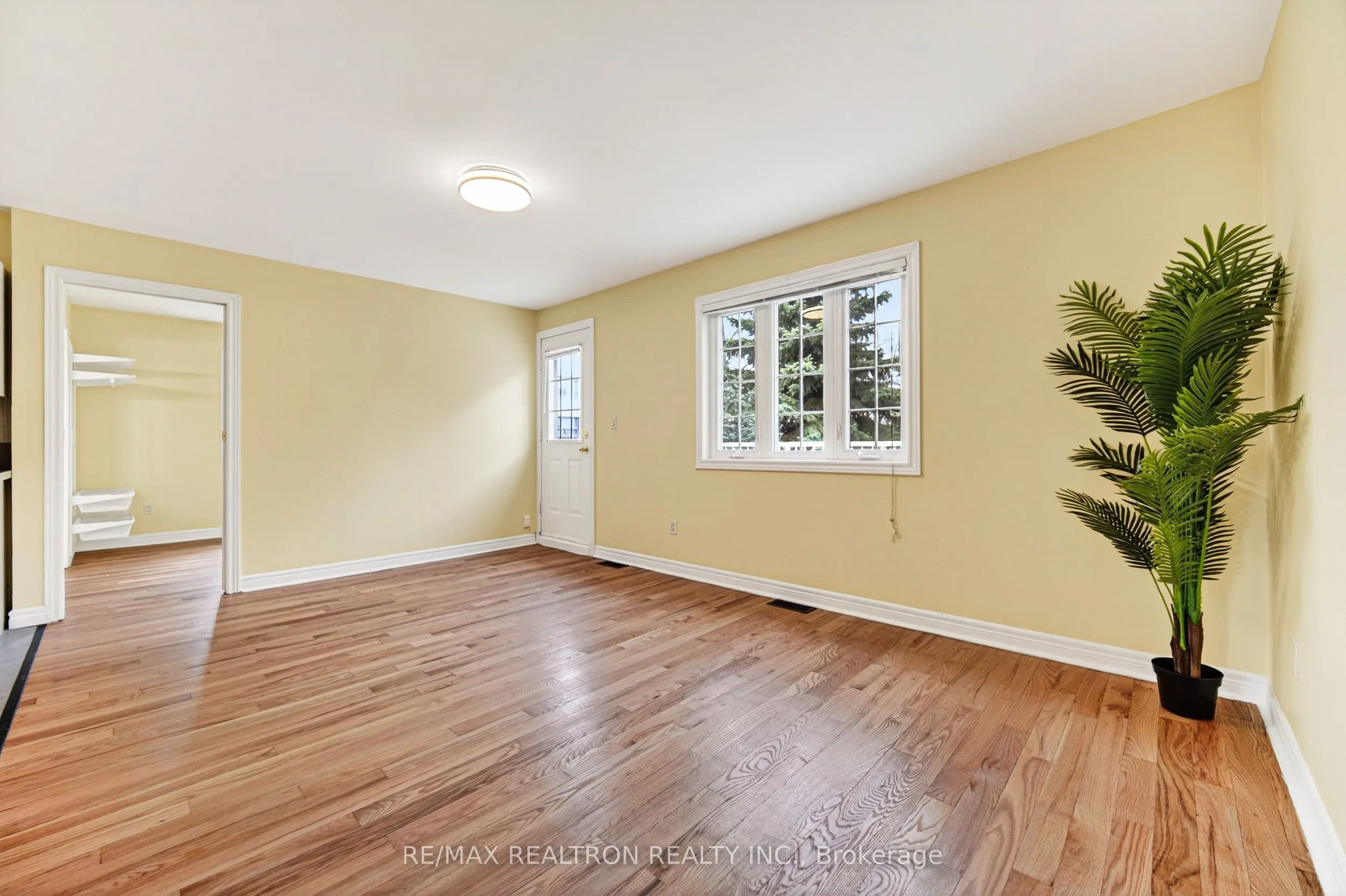 454 Donlands Avenue #A3
