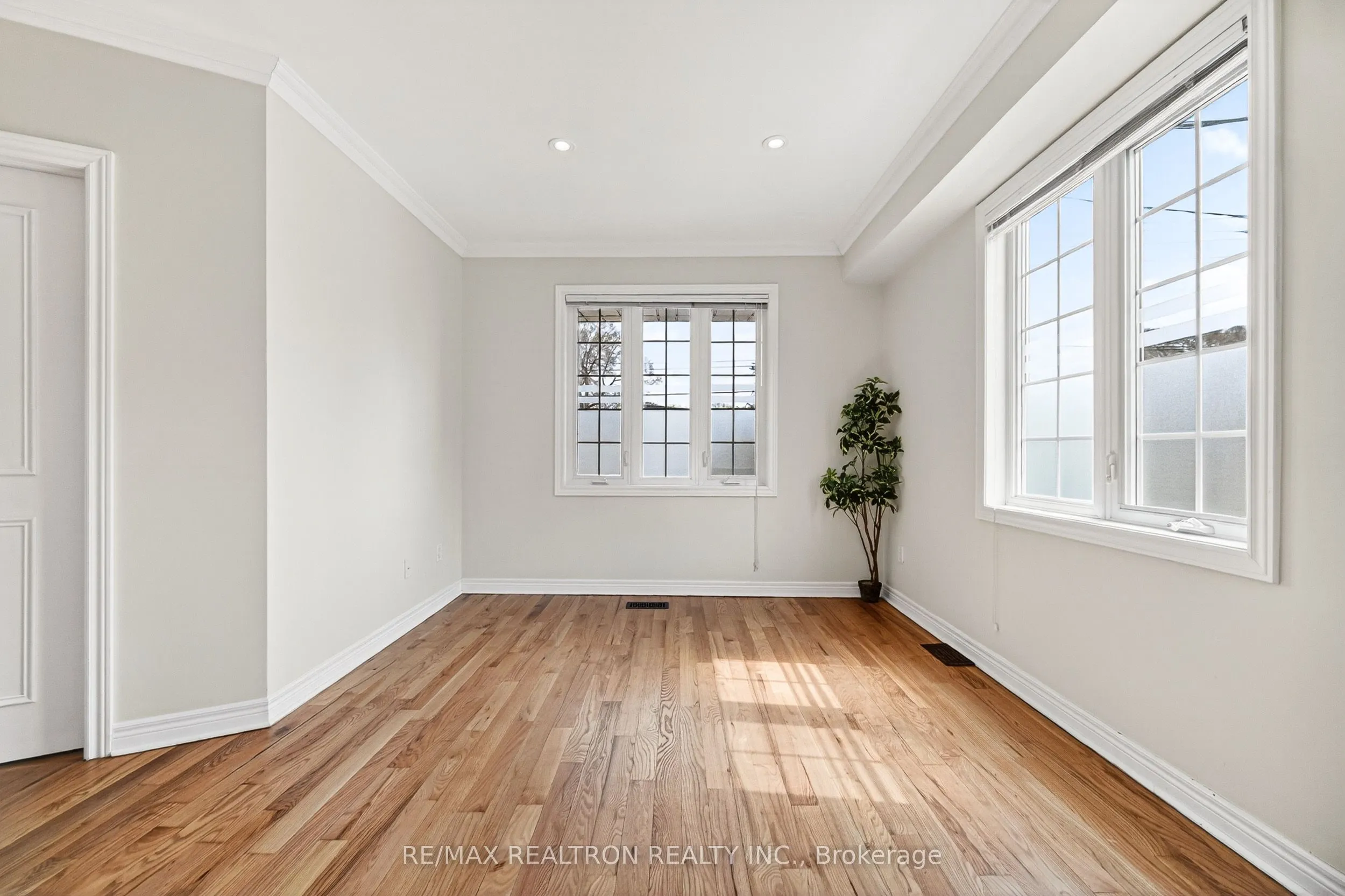 454 Donlands Avenue #A1