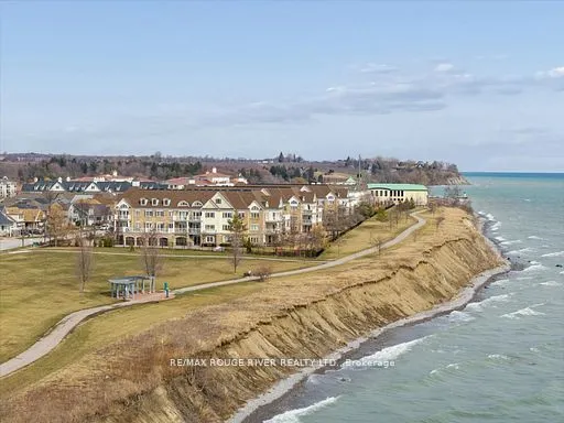 395 Lakebreeze Drive #306