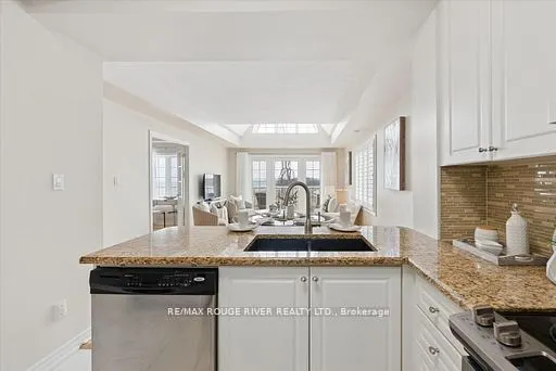 395 Lakebreeze Drive #306