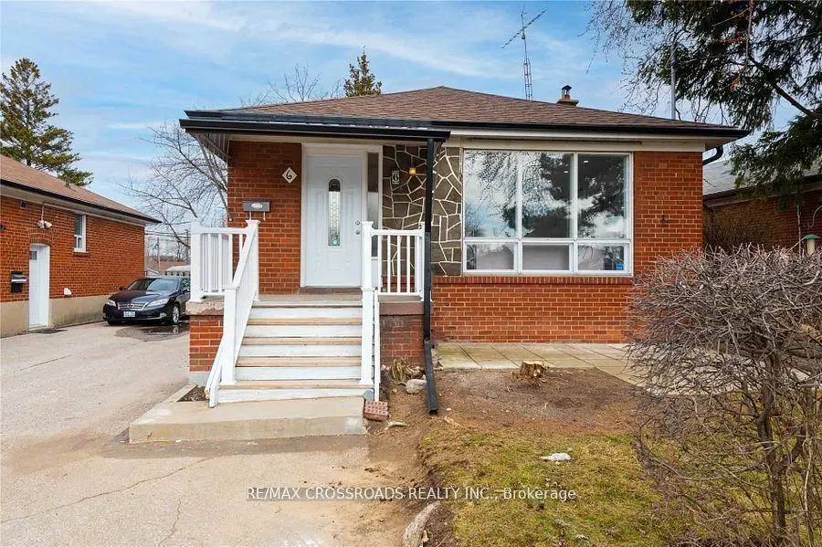 6 Larkhall Avenue