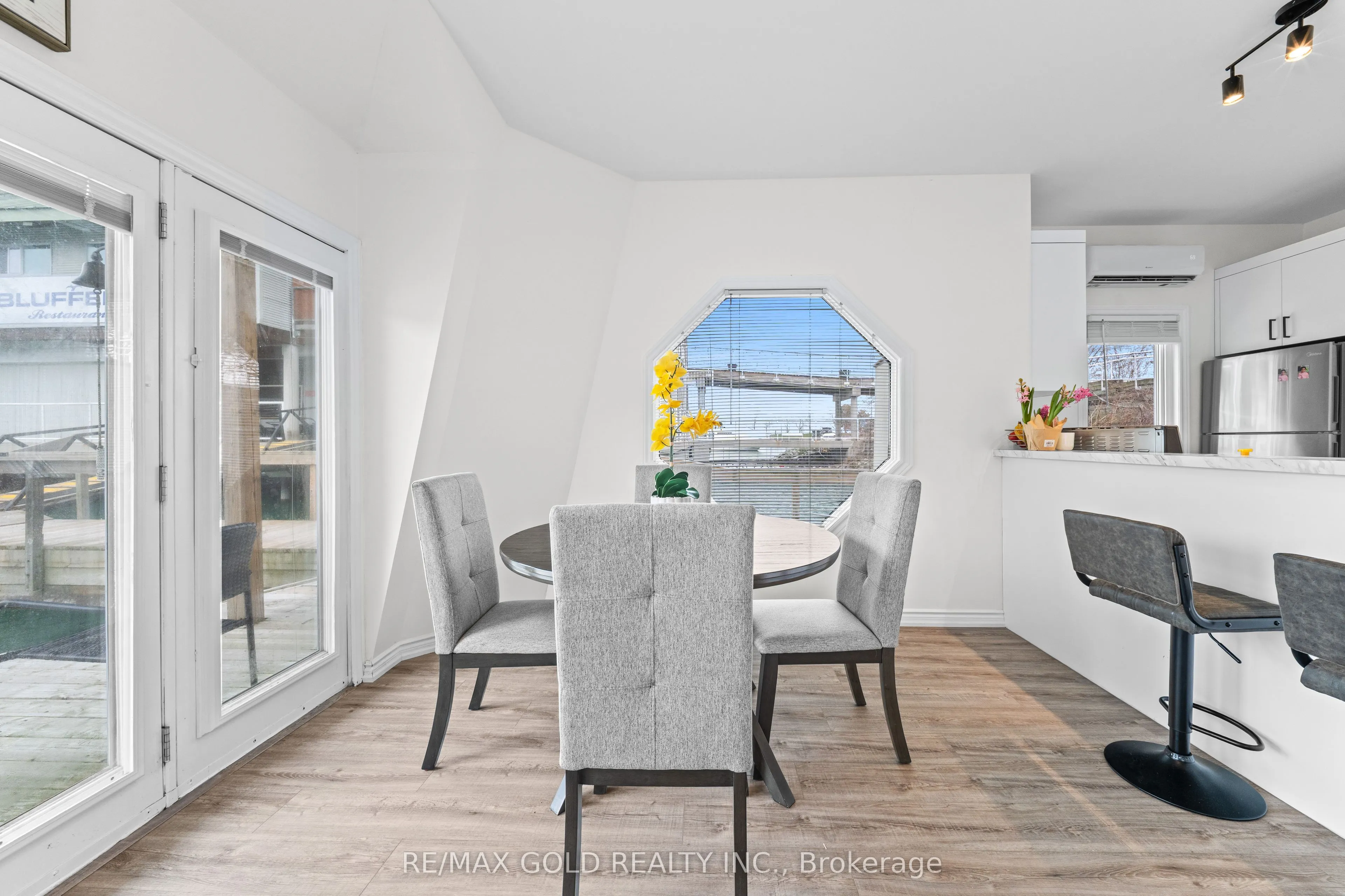 7 Brimley Road S #1