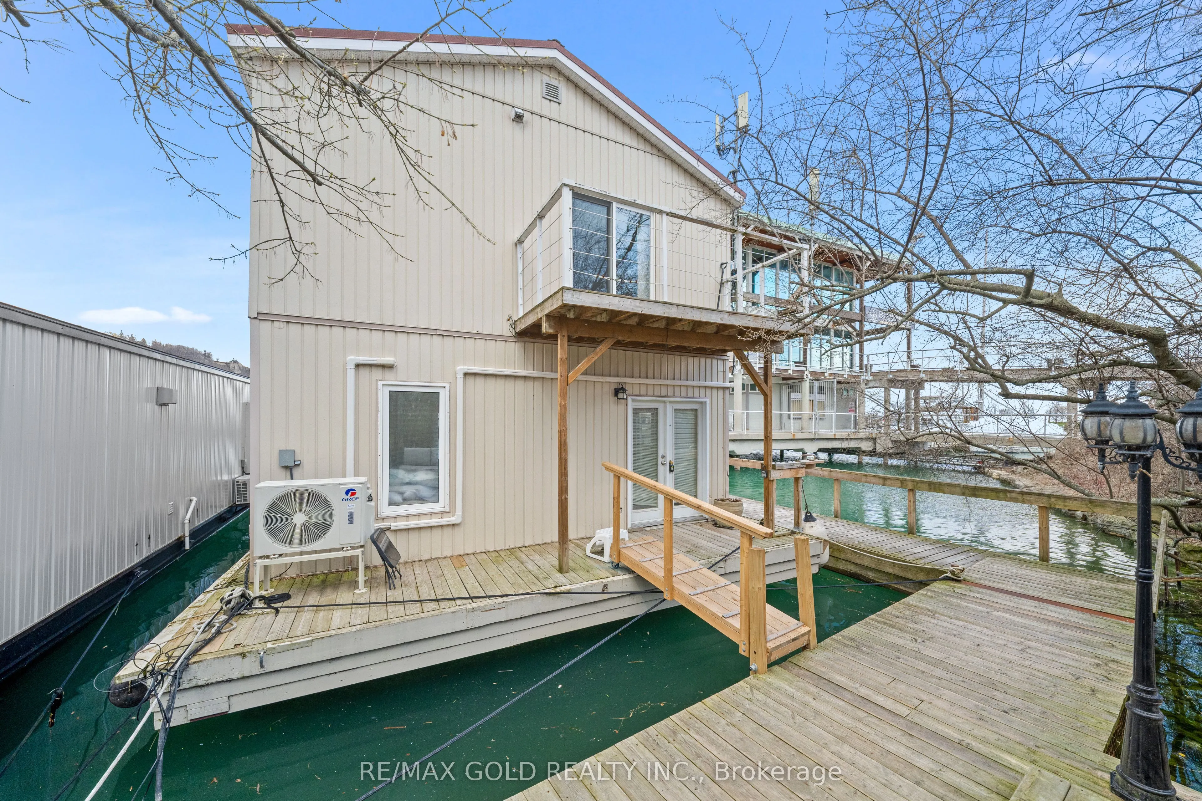 7 Brimley Road S #1