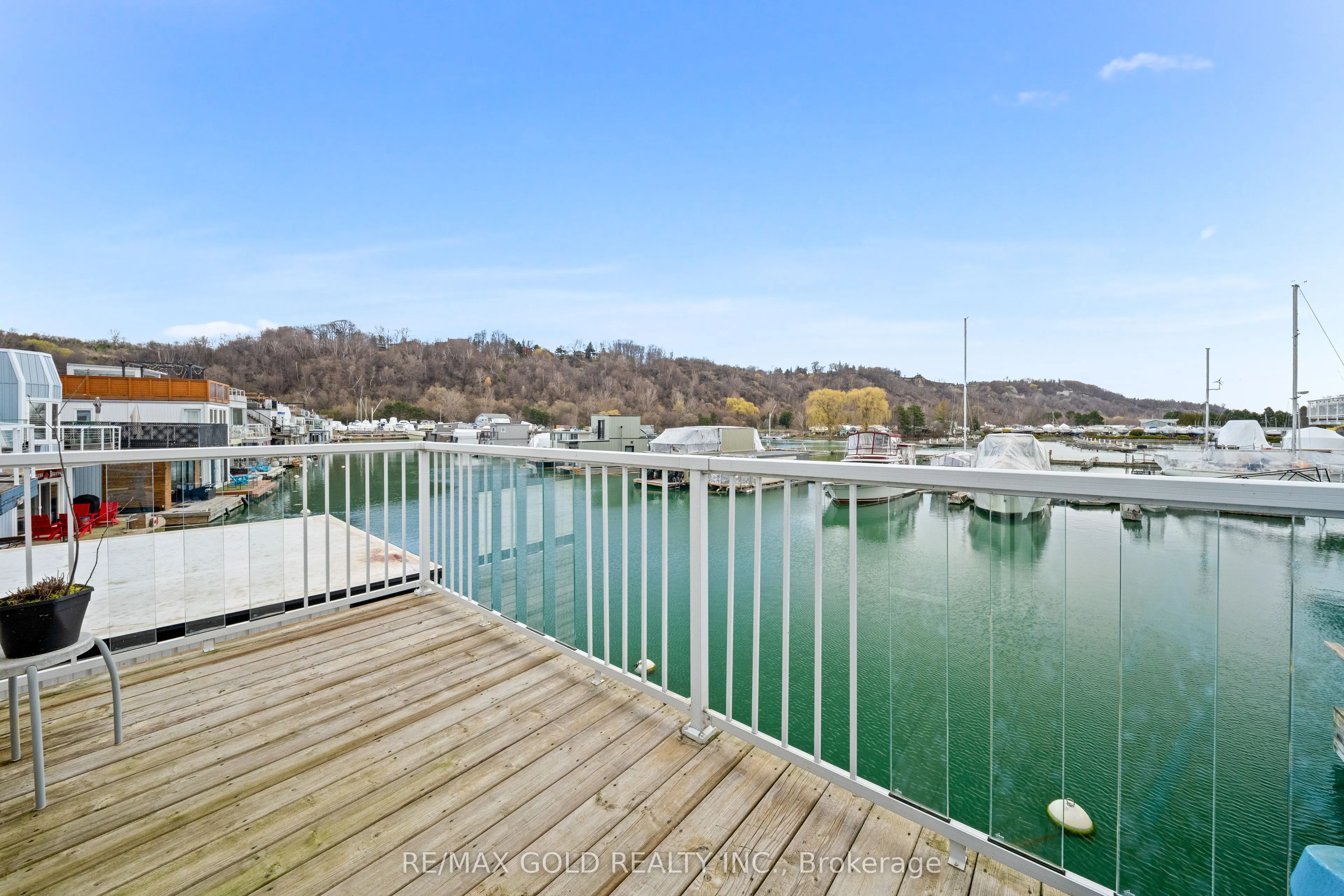 7 Brimley Road S #1