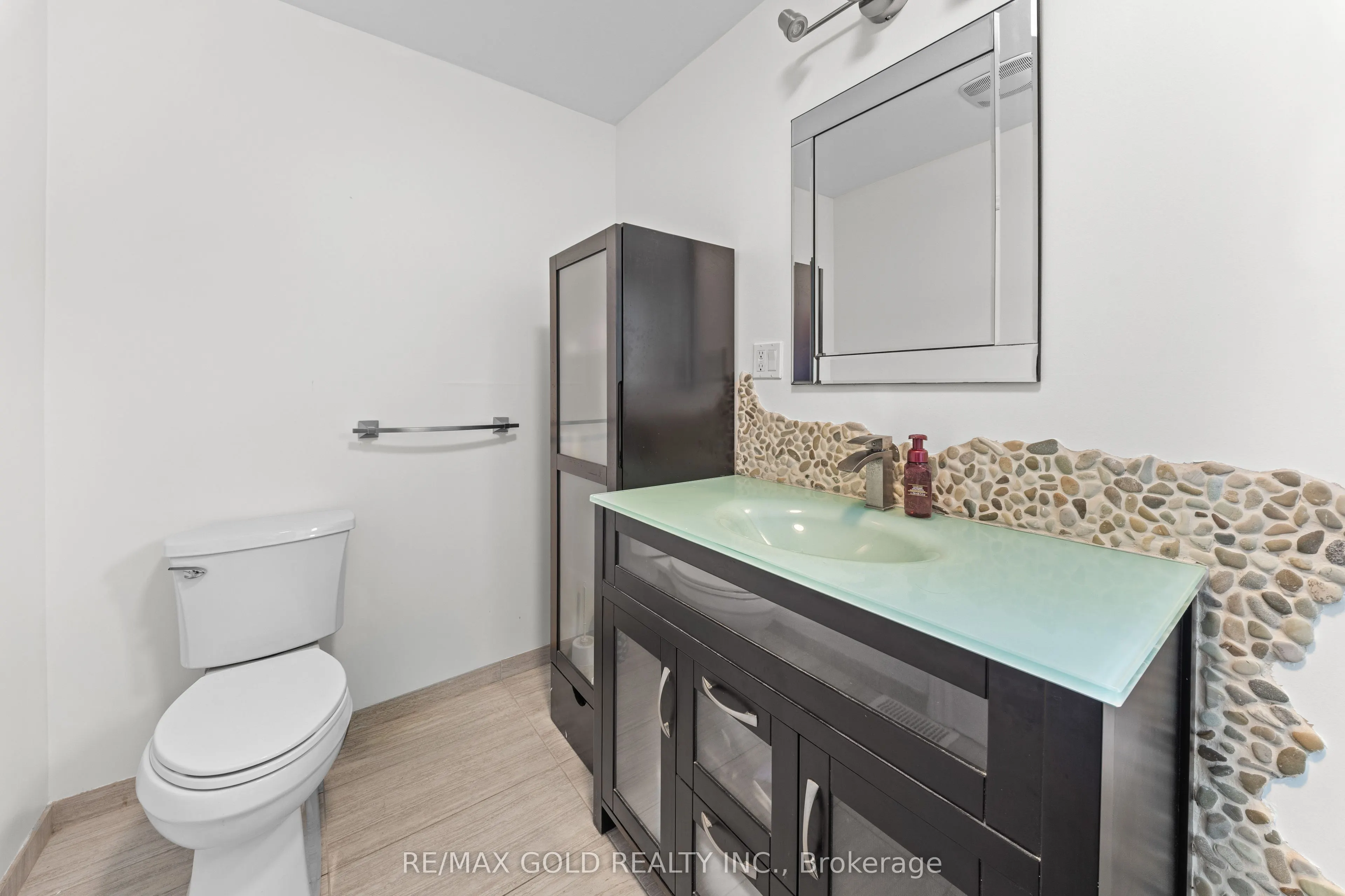 7 Brimley Road S #1