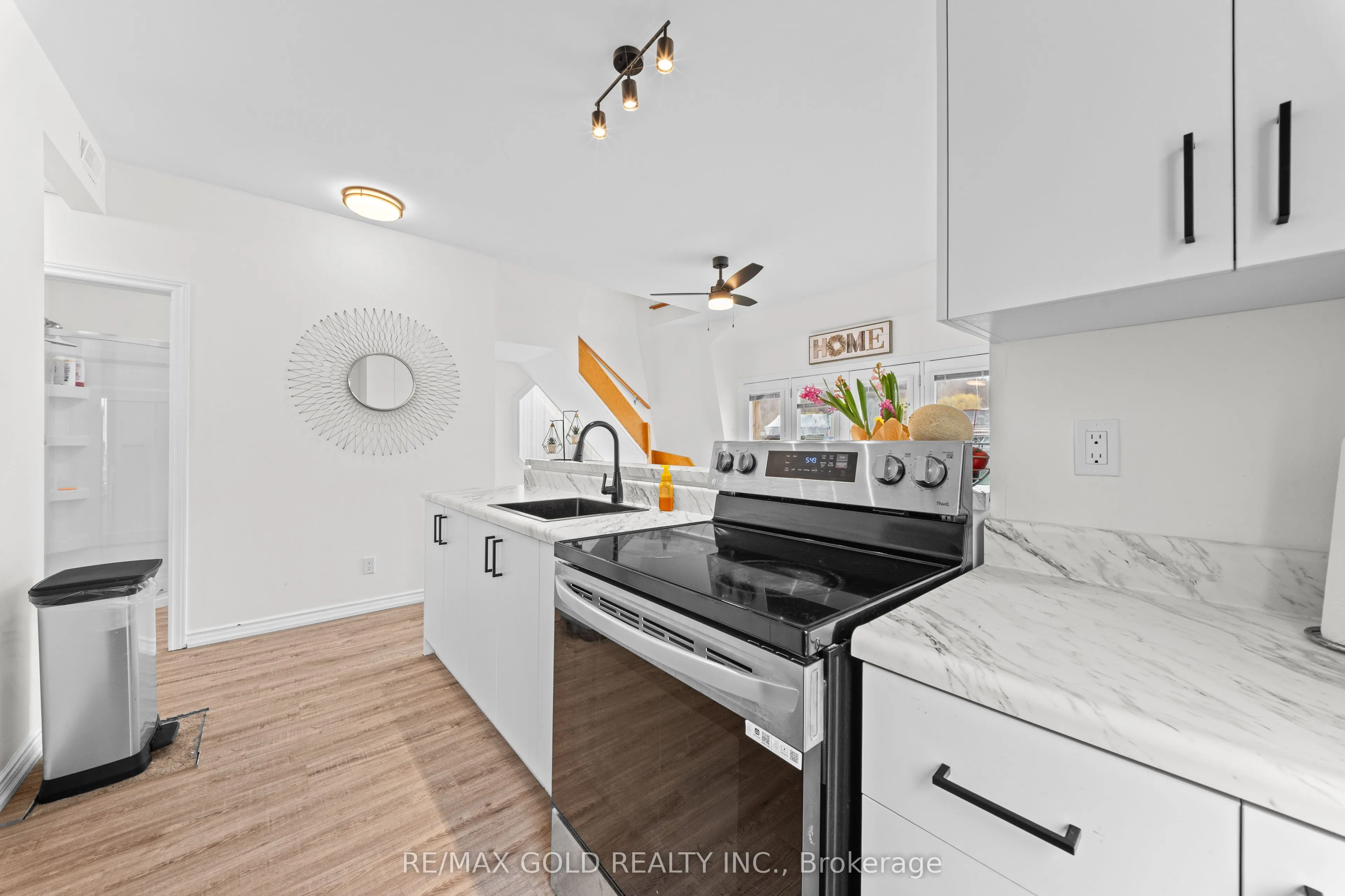 7 Brimley Road S #1